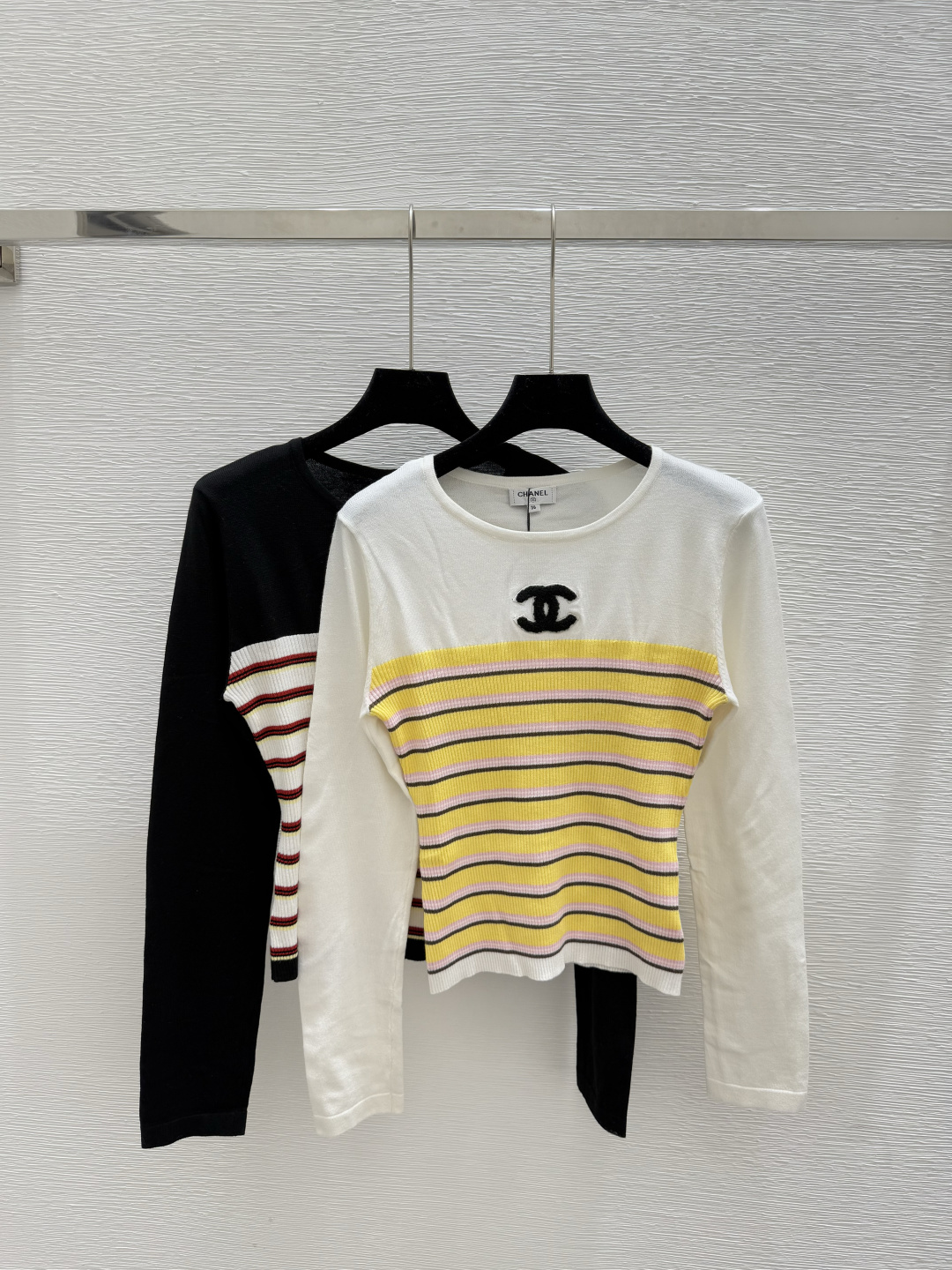 NO:467635,CH Home Early Autumn New Style Color Block Striped Round Neck Knitted Long Sleeve Color White Black Size 36.38.40, Alexander Wang19860909CH家 早秋新款 拼色条纹圆领针织长袖 颜色白色 黑色 尺码36.38.40,,alexander wang,Women's clothing