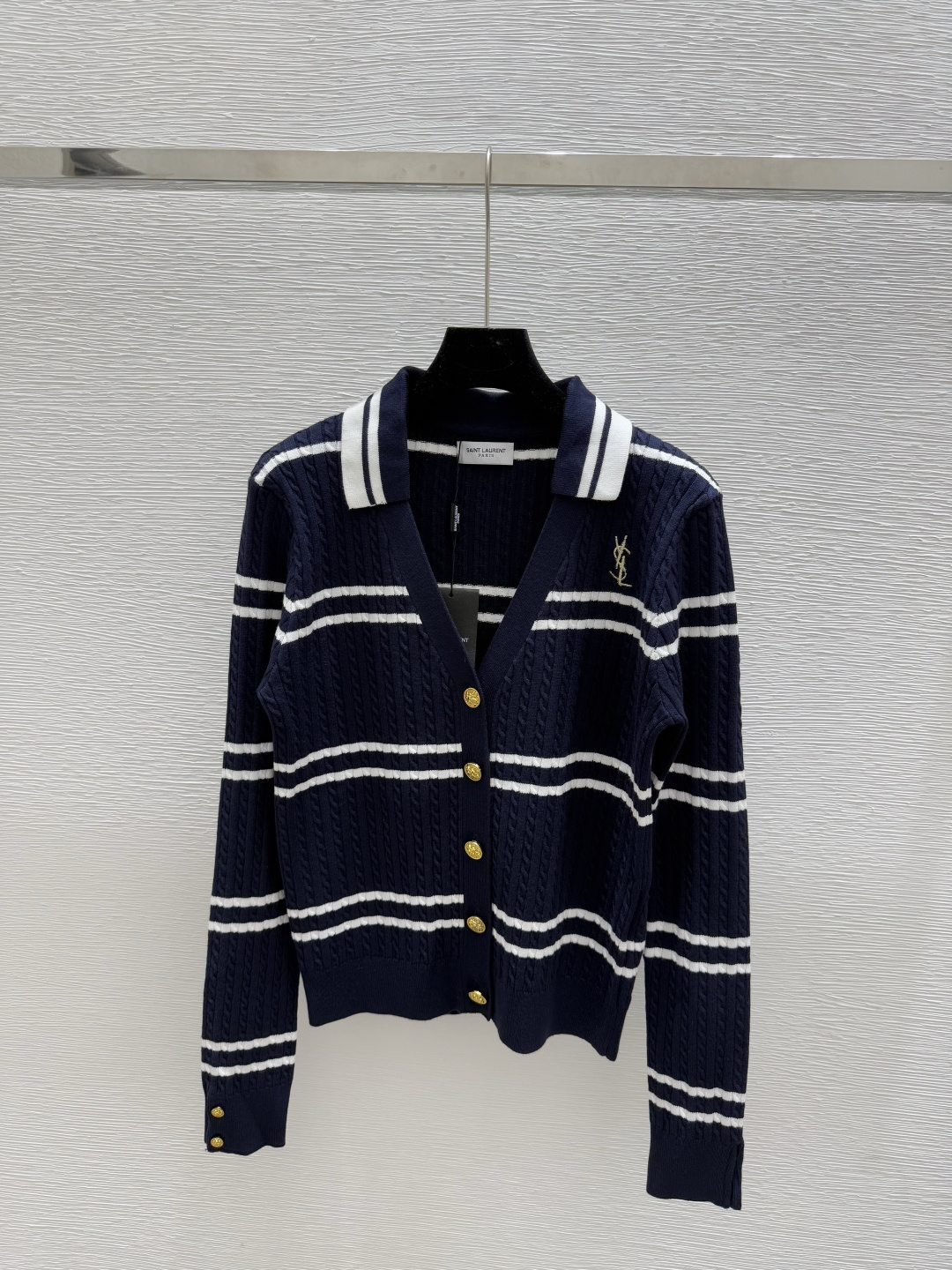 NO:467609,Y Home Early Autumn New Contrasted Striped V-neck Knitted Long Sleeve Cardigan Color Royal Blue Size 36.38.40, Alexander Wang19860909Y家 早秋新款 撞色条纹V领针织长袖开衫 颜色宝蓝 尺码36.38.40,,alexander wang,Women's clothing