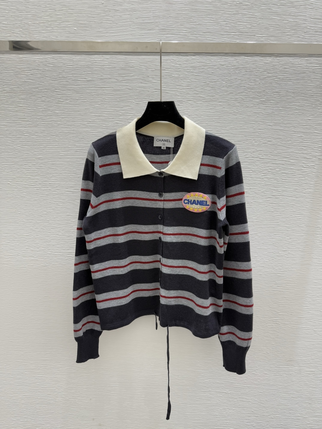 NO:469036,CH Home Early Autumn New Contrast Striped Lapel Knitted Long Sleeve Cardigan Color Gray Size 36.38.40,,alexander wang19860909CH家 早秋新款 撞色条纹翻领针织长袖开衫 颜色灰色 尺码36.38.40,,alexander wang,Women's clothing