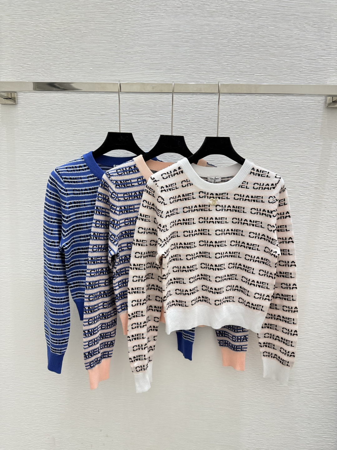 NO:473962,CH Home Early Autumn New Style Letter Striped Round Neck Knitted Long Sleeve Color White Pink Blue Size 36.38.40,,alexander wang19860909CH家 早秋新款 字母条纹圆领针织长袖 颜色白色 粉色 蓝色 尺码36.38.40,,alexander wang,Women's clothing