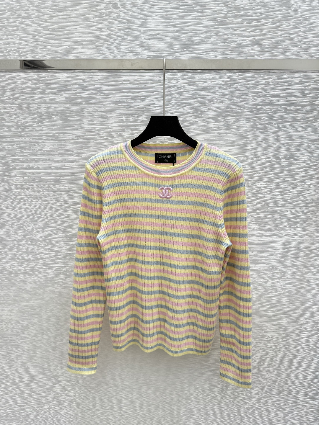 NO:473952,CH Home Early Autumn New Style Contrast Striped Round Neck Knitted Long Sleeve Color Pink Size 36.38.40, Alexander Wang19860909CH家 早秋新款 撞色条纹圆领针织长袖 颜色粉色 尺码36.38.40,,alexander wang,Women's clothing