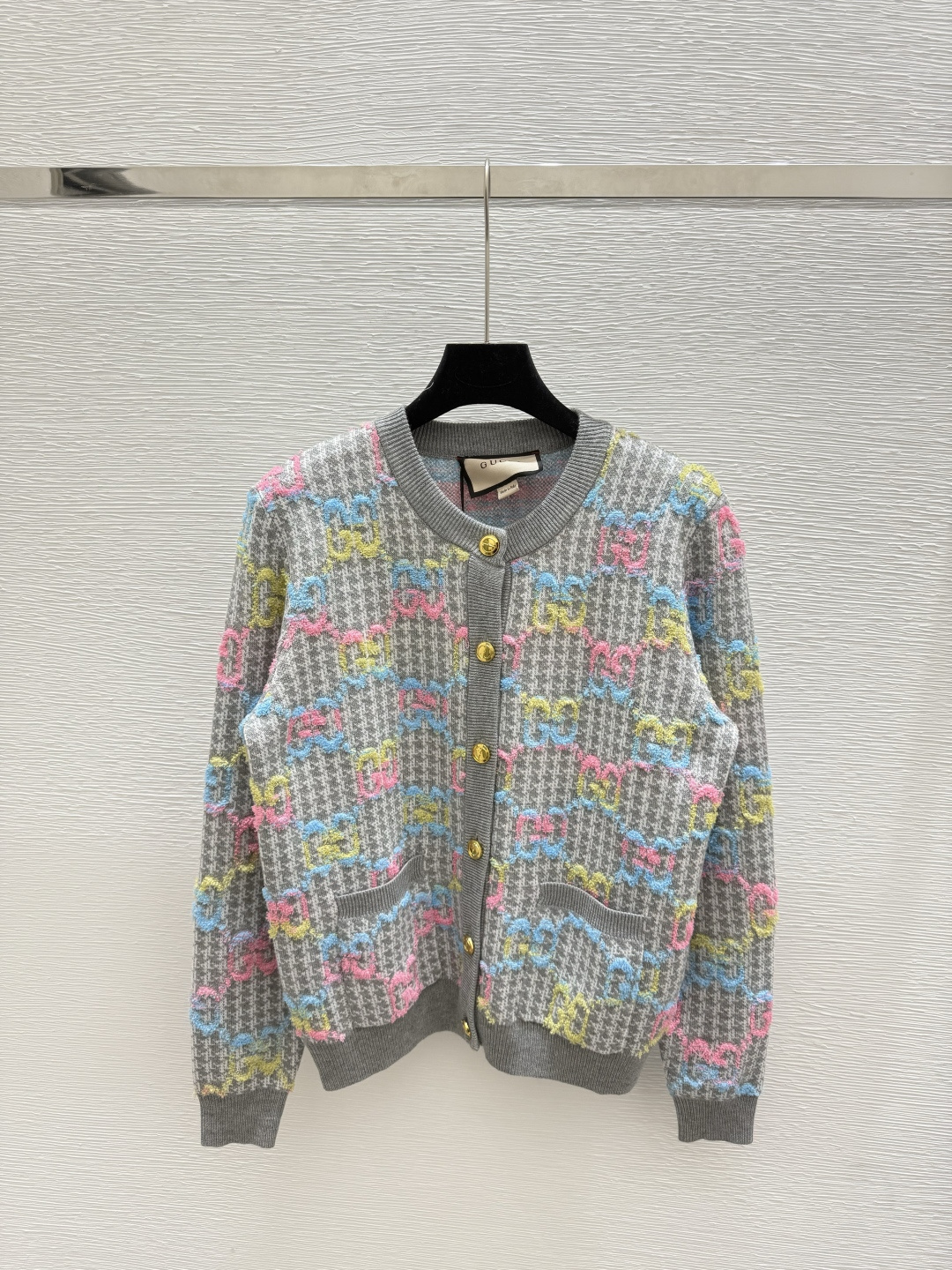 NO:473947,G Home Early Autumn New Style Letter Jacquard Round Neck Knitted Long Sleeve Cardigan Color Gray Size 36.38.40, Gucci, Alexander Wang19860909G家 早秋新款 字母提花圆领针织长袖开衫 颜色灰色 尺码36.38.40,,gucci,alexander wang,Women's clothing