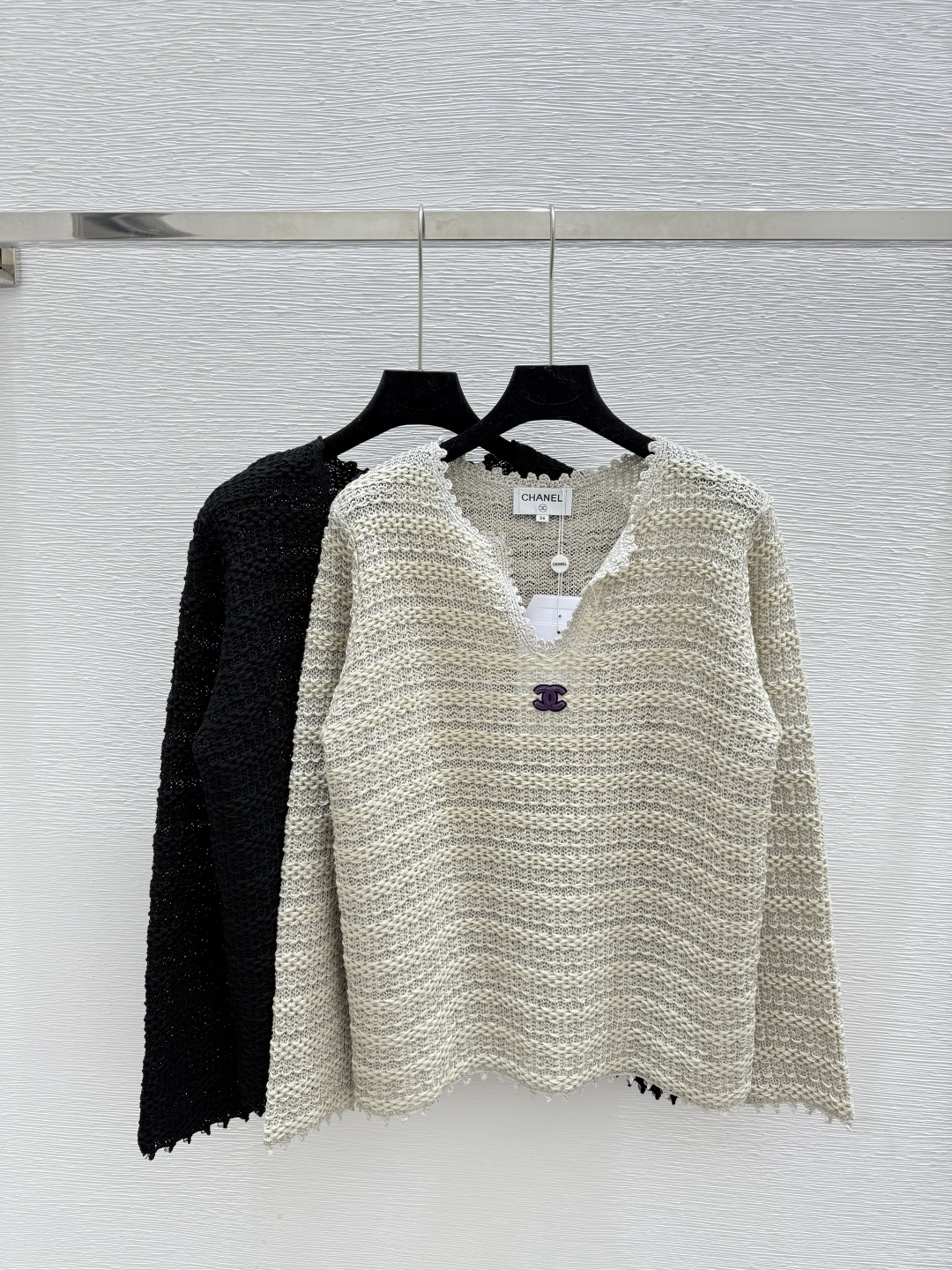 NO:473945,CH Home Early Autumn New Crochet Hollow Knitted Long Sleeve Color Oats Black Size 36.38.40,,alexander wang19860909CH家 早秋新款 钩花镂空针织长袖 颜色燕麦 黑色 尺码36.38.40,,alexander wang,Women's clothing