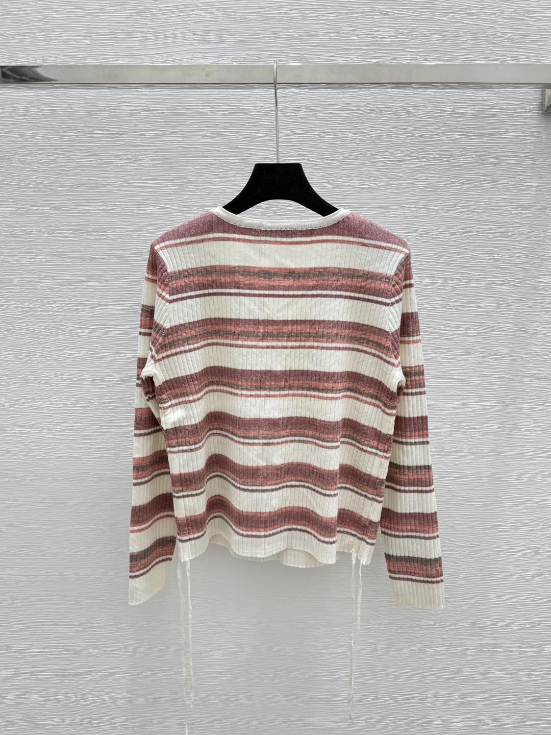Loewe Striped Knit Cardigan: Embroidered Logo, Drawstring Design, Chic & Versatile 5 cmp i1756111301272 2993 0 3