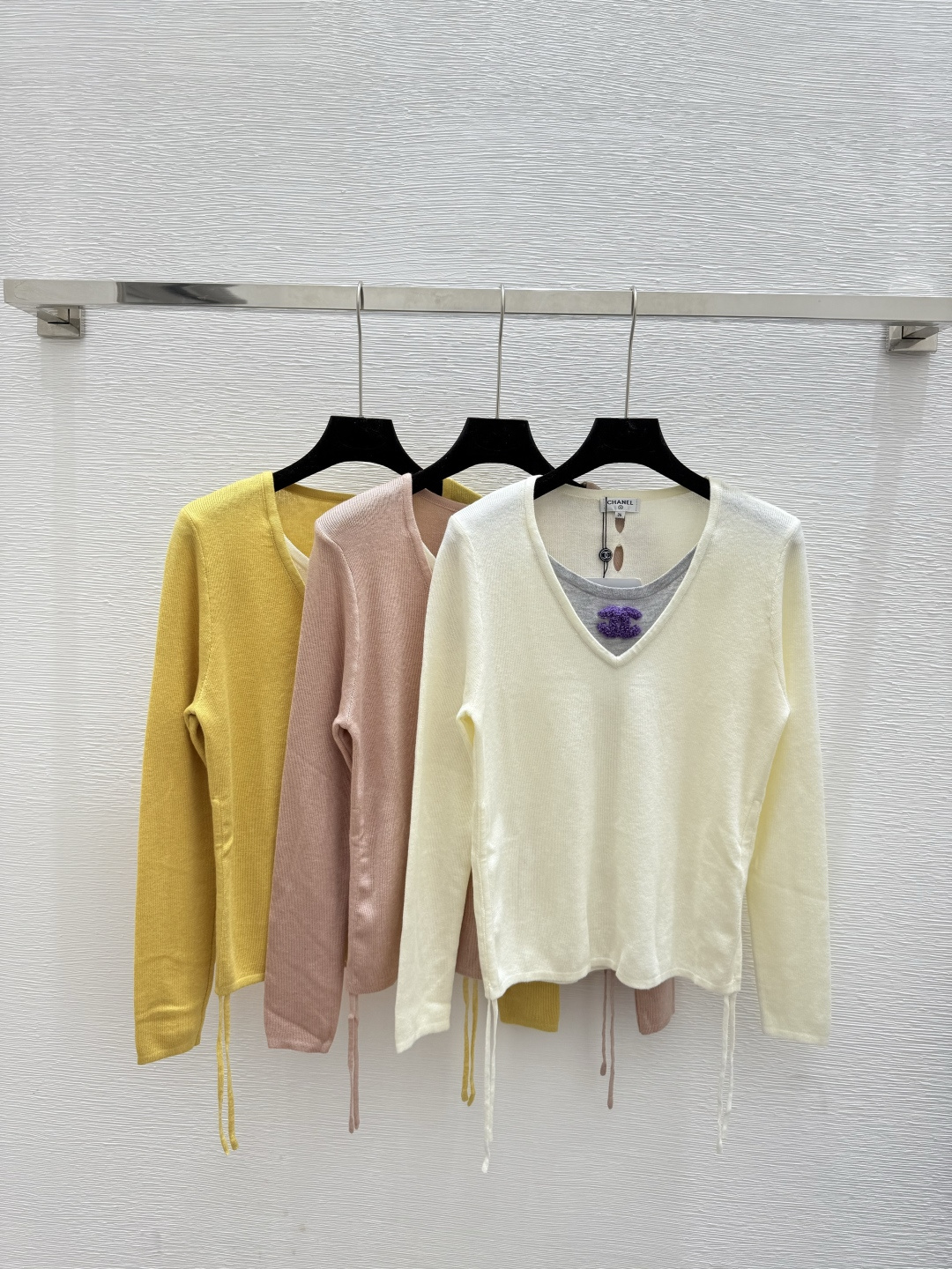 NO:475040,CH Home Early Autumn New Style Color Batch Fake Two-Piece Knitted Long Sleeve Color White Pink Yellow Size 36.38.40,,alexander wang19860909CH家 早秋新款 拼色假两件针织长袖 颜色白色 粉色 黄色 尺码36.38.40,,alexander wang,Women's clothing