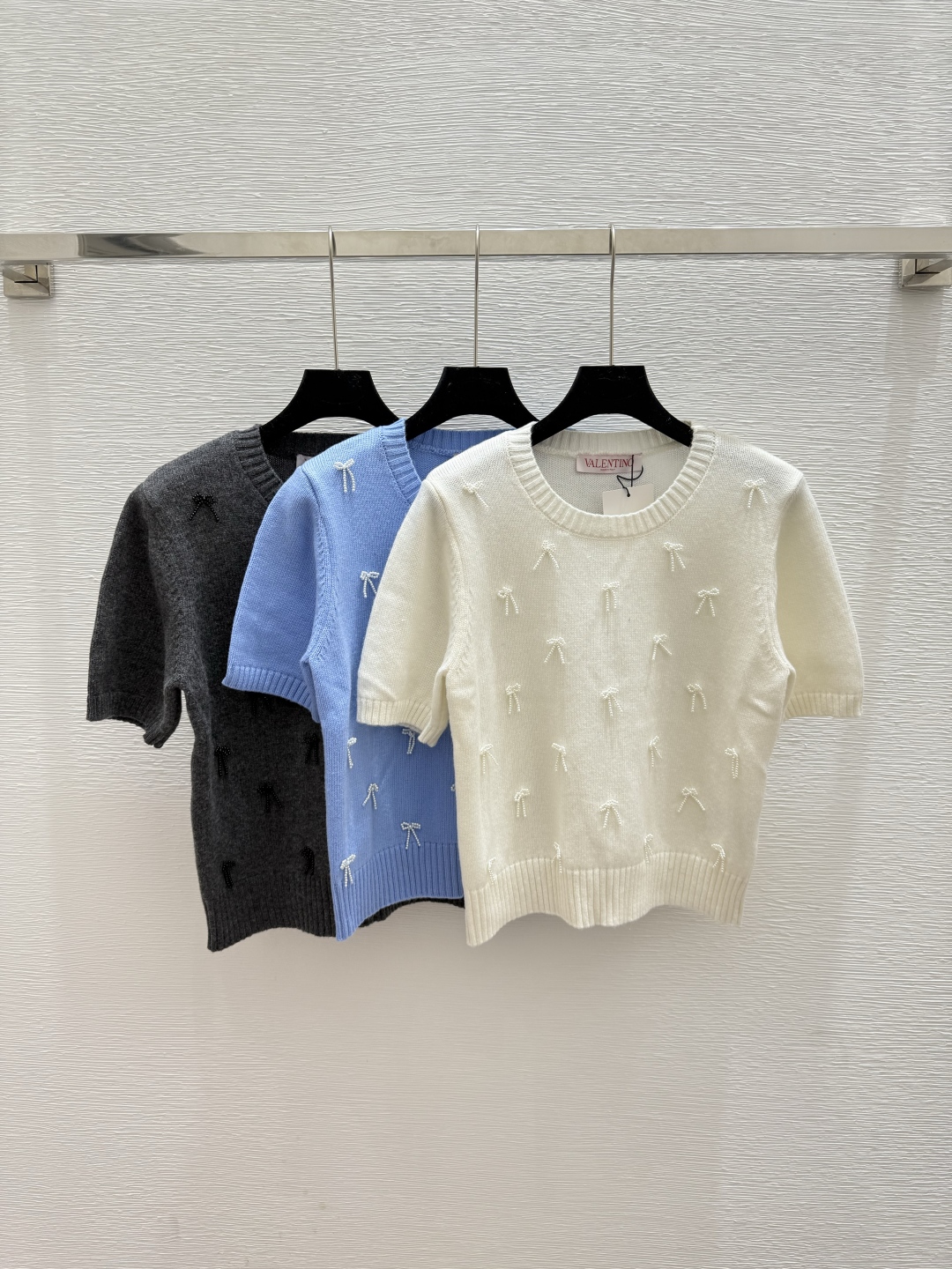Valentino Wool Knit Top with Pearl Butterfly Detail - Elegant Short Sleeve 2 cmp i1756197062522 4071 0 0