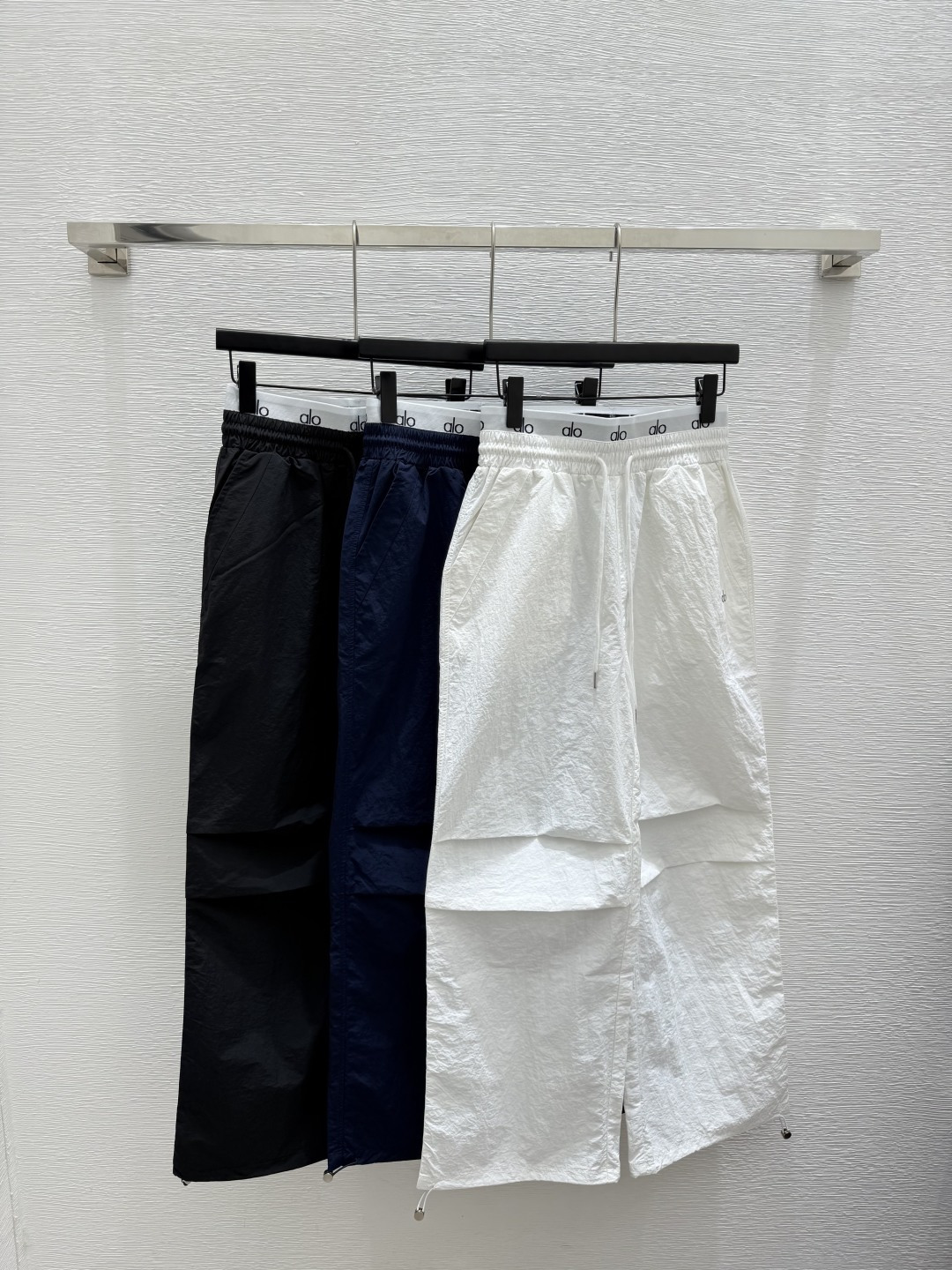 NO:481311,ALO Home Early Autumn New Style Solid Color Simple Trousers Color White Royal Blue Black Size 36.38.40, Alexander Wang19860909ALO家 早秋新款 纯色简约长裤 颜色白色 宝蓝 黑色 尺码36.38.40,,alexander wang,Women's clothing