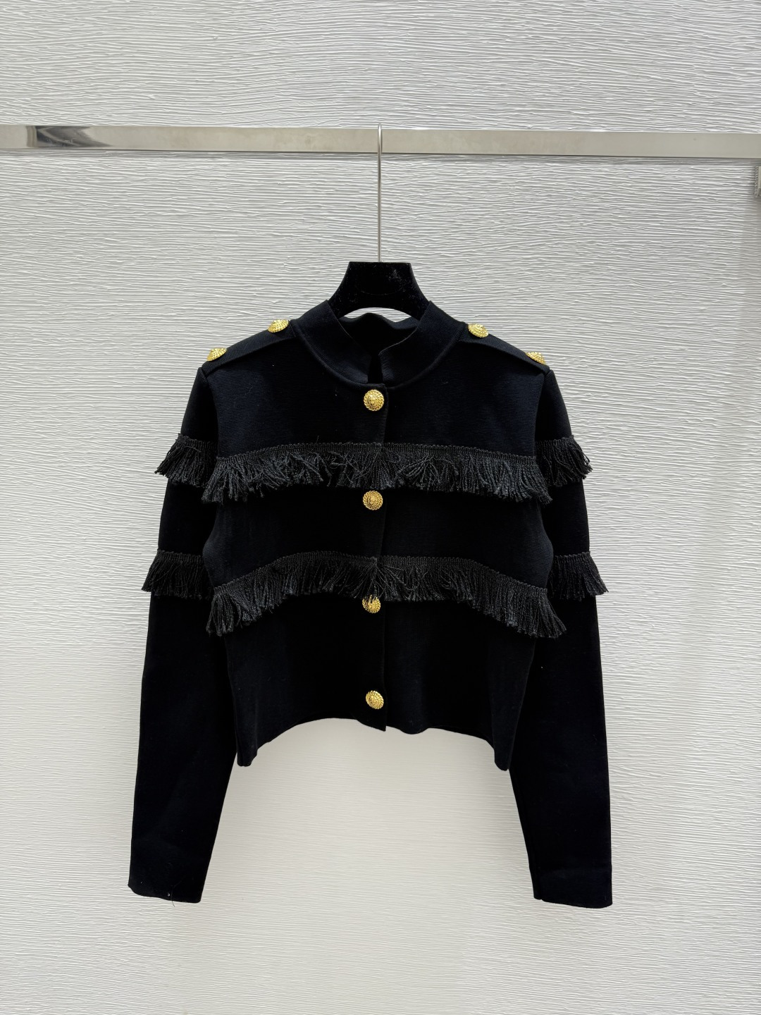 NO:481357,BA Home Early Autumn New Style Solid Color Tassel Metal Button Knitted Long Sleeve Cardigan Color Black Size 36.38.40, Alexander Wang19860909BA家 早秋新款 纯色流苏金属扣针织长袖开衫 颜色黑色 尺码36.38.40,,alexander wang,Women's clothing