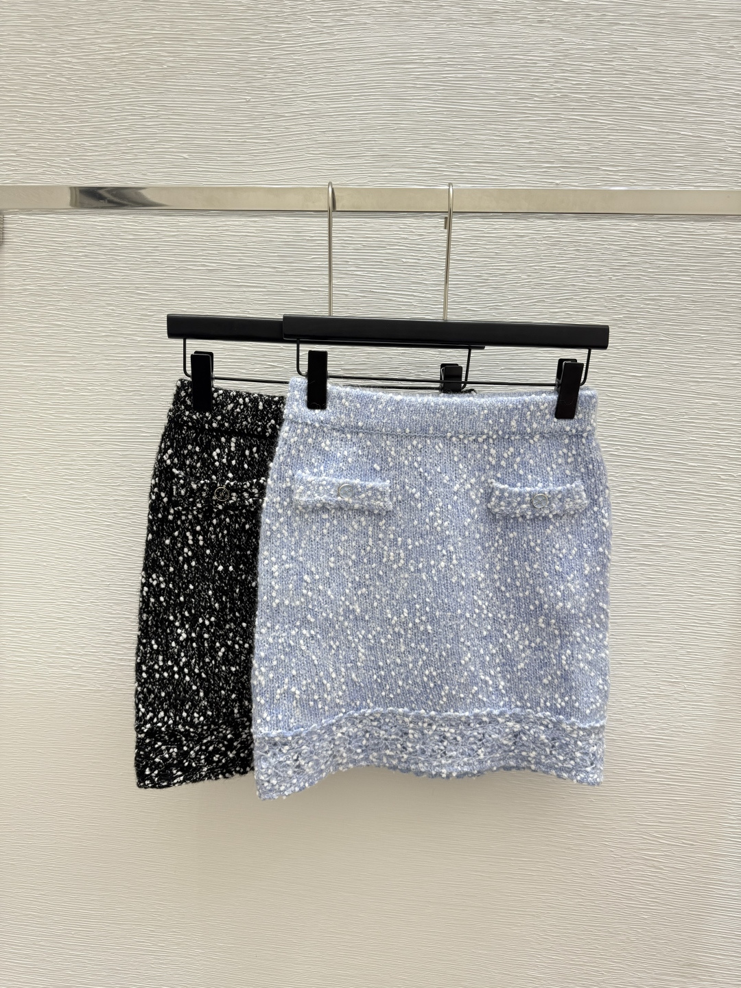 NO:483420,CH Home Summer New Style Contrast Simple Knitted Skirt Color Blue Black Size 36.38.40, Skirts, Alexander Wang19860909CH家 夏季新款 撞色简约针织半裙 颜色蓝色 黑色 尺码36.38.40,,skirts,alexander wang,Women's clothing