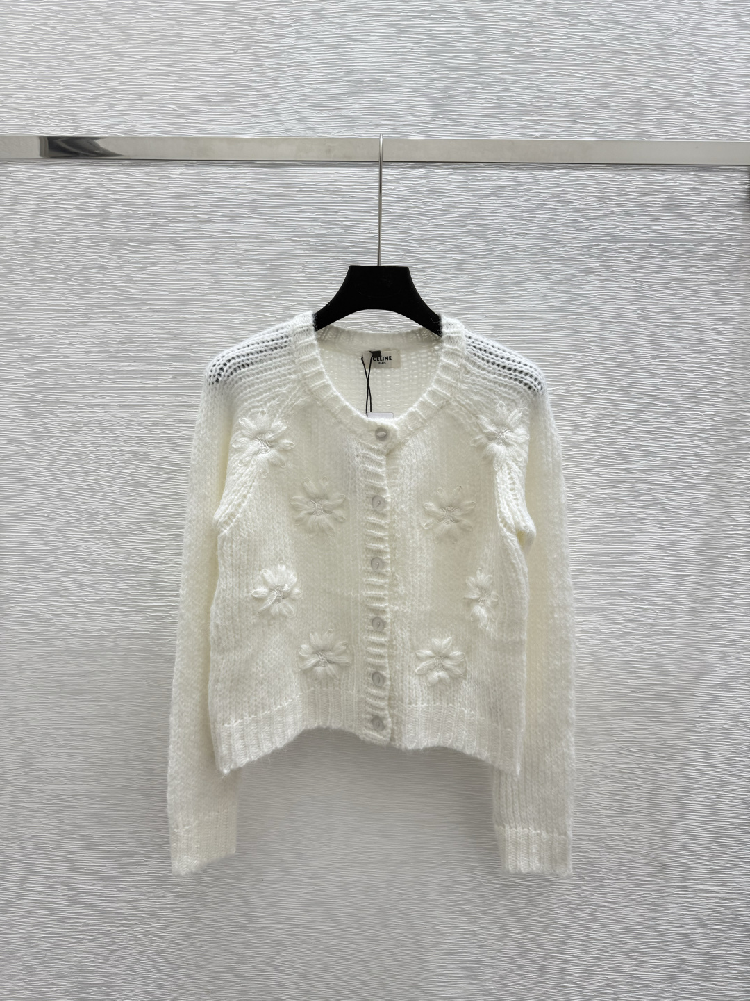 NO:483460,CE Home Early Autumn New Three-dimensional Floral Letter Embroidery Knitted Long Sleeve Cardigan Color White Size 36.38.40,,alexander wang19860909CE家 早秋新款 立体花卉字母刺绣针织长袖开衫 颜色白色 尺码36.38.40,,alexander wang,Women's clothing