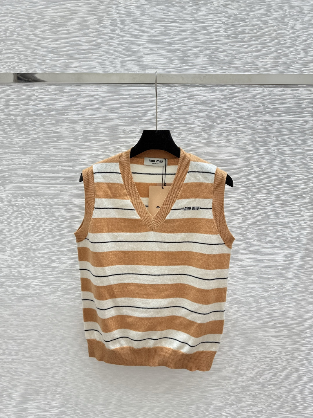 NO:487515,M Home Summer New Style Lotus Contrast Stripe V-neck Knitted Vest Color Khaki Size 36.38.40, Alexander Wang19860909M家 夏季新款 荷撞色条纹V领针织背心 颜色卡其 尺码36.38.40,,alexander wang,Women's clothing