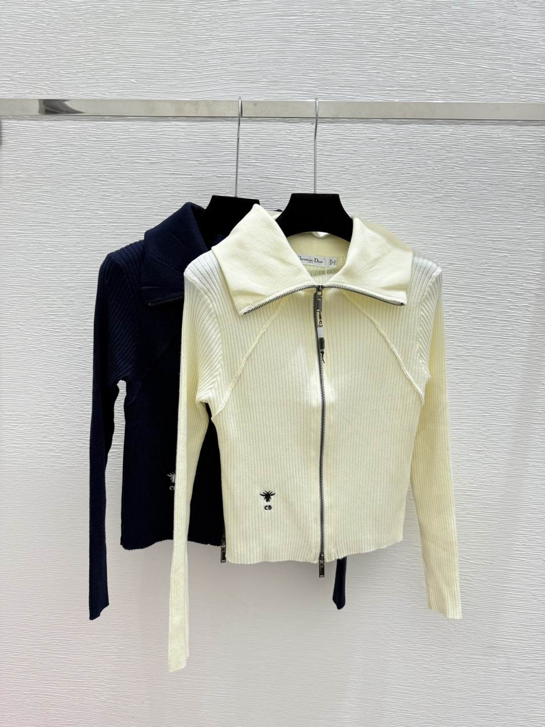 NO:499048,D Home Early Autumn New Style Solid Color Lapel Knitted Long Sleeve Cardigan Color White Royal Blue Size 36.38.40, Alexander Wang19860909Ｄ家 早秋新款 纯色翻领针织长袖开衫 颜色白色 宝蓝 尺码36.38.40,,alexander wang,Women's clothing