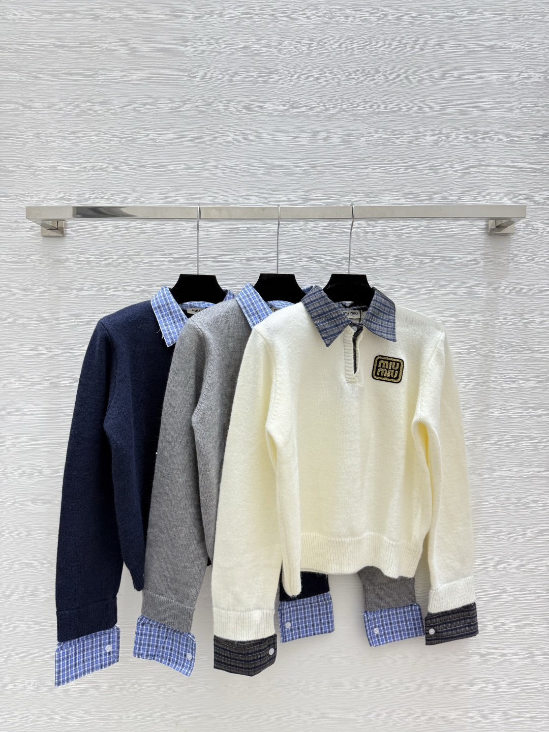 NO:500536,M Home Early Autumn New Lapel Fake Two-Piece Knitted Long Sleeve Color White Pink Royal Blue Size 36.38.40,,alexander wang19860909M家 早秋新款 翻领假两件针织长袖 颜色白色 粉色 宝蓝 尺码36.38.40,,alexander wang,Women's clothing