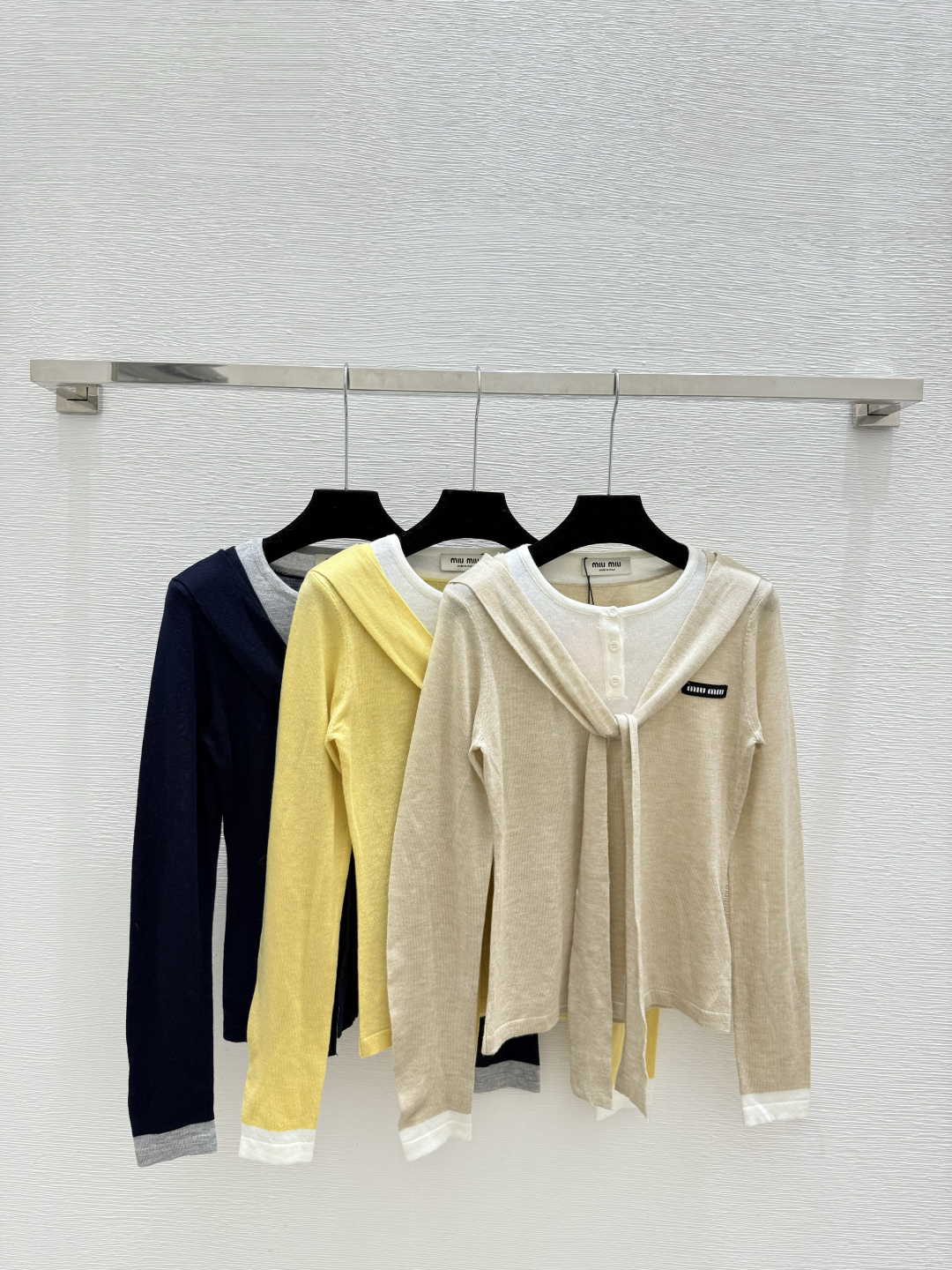 NO:502312,M Home Early Autumn New Style Fake Two-piece Shawl Round Neck Knitted Long Sleeve Color Apricot Yellow Royal Blue Size 36.38.40, Shawls,alexander wang19860909M家 早秋新款 假两件披肩圆领针织长袖 颜色杏色 黄色 宝蓝 尺码36.38.40,,shawls,alexander wang,Women's clothing