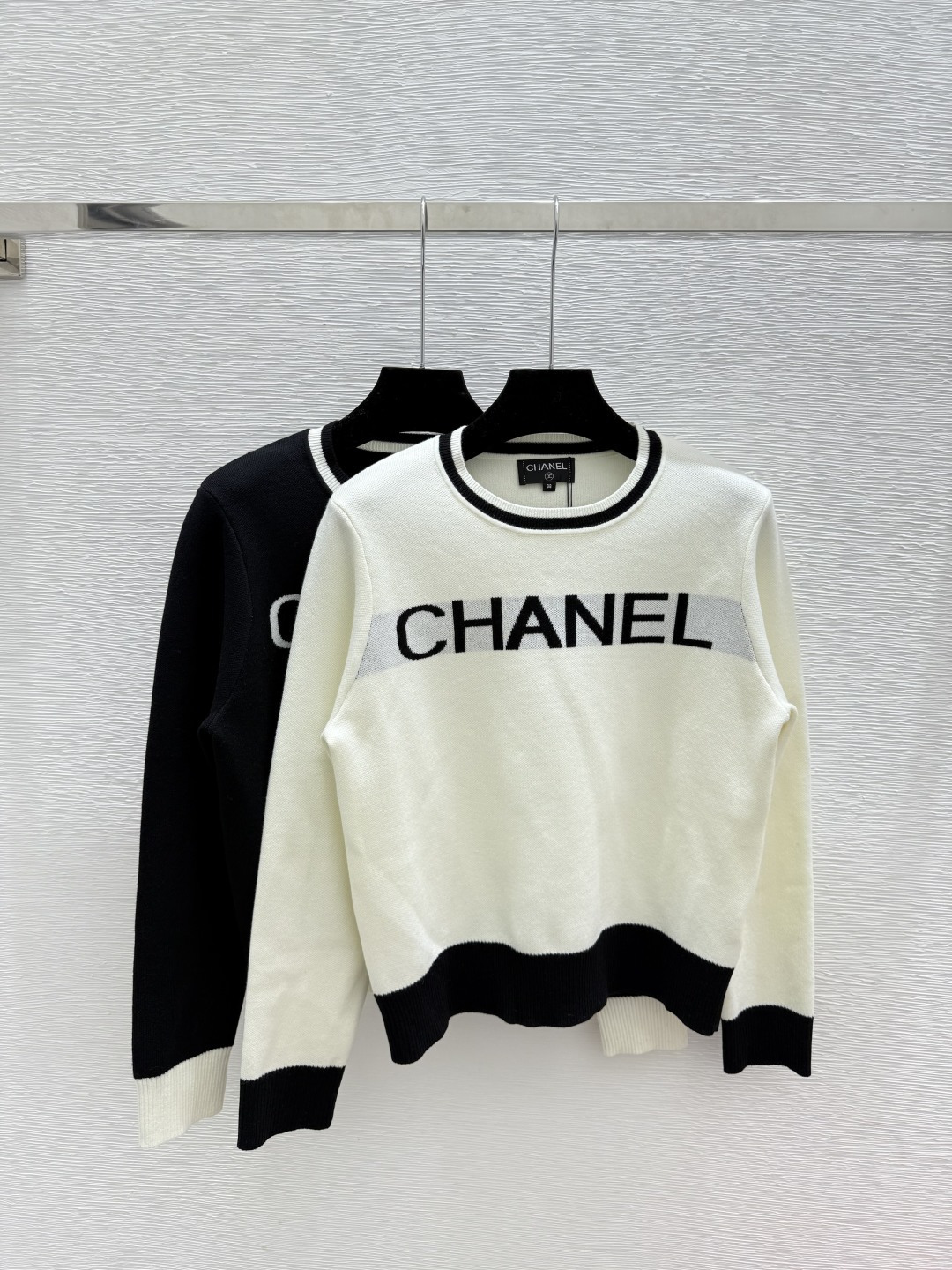 NO:502277,CH Home Early Autumn New Color Block Letter Jacquard Round Neck Knitted Long Sleeve Color White Black Size 36.38.40,,alexander wang19860909CH家 早秋新款 拼色字母提花圆领针织长袖 颜色白色 黑色 尺码36.38.40,,alexander wang,Women's clothing