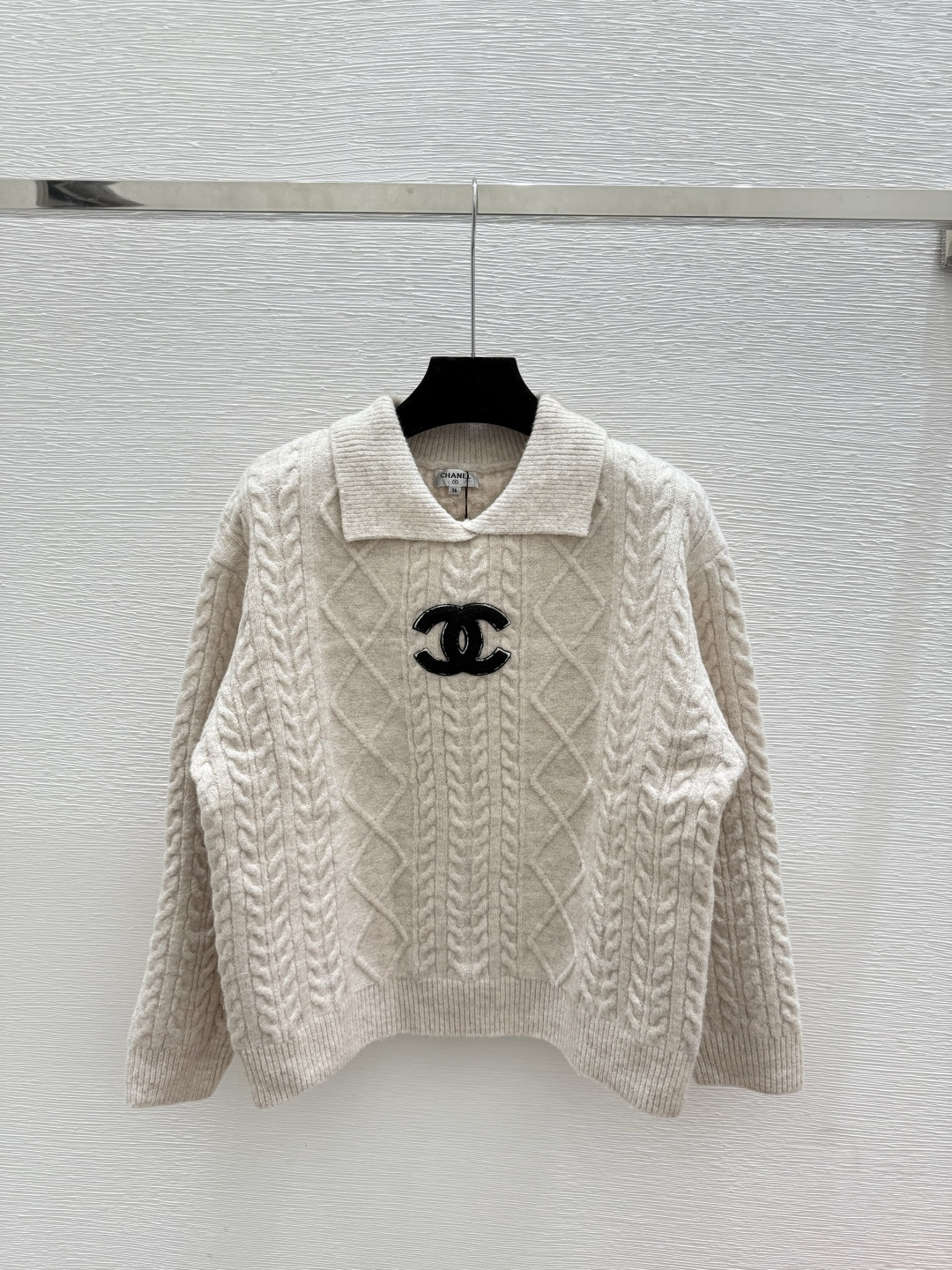NO:504973,CH Home Early Autumn New Three-dimensional Pattern Lapel Knitted Long Sleeve Color Apricot Size 36.38.40,,alexander wang19860909CH家 早秋新款 立体花纹翻领针织长袖 颜色杏色 尺码36.38.40,,alexander wang,Women's clothing