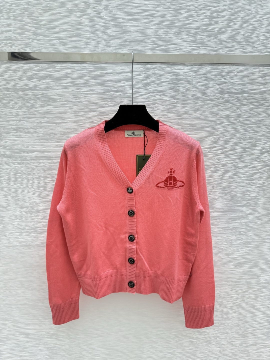 🆕VI家🆕 早秋新款 纯色简约V领针织长袖开衫颜色：粉色 黄色 蓝色尺码：36.38.40