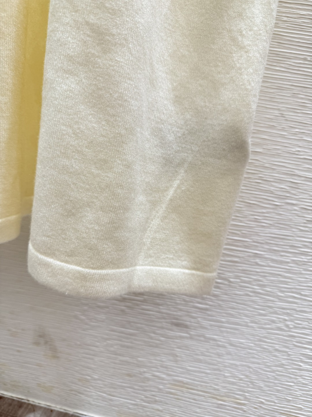 🆕VA家🆕 夏季新款 纯色简约圆领针织连衣裙颜色：白色 黑色尺码：36.38.40