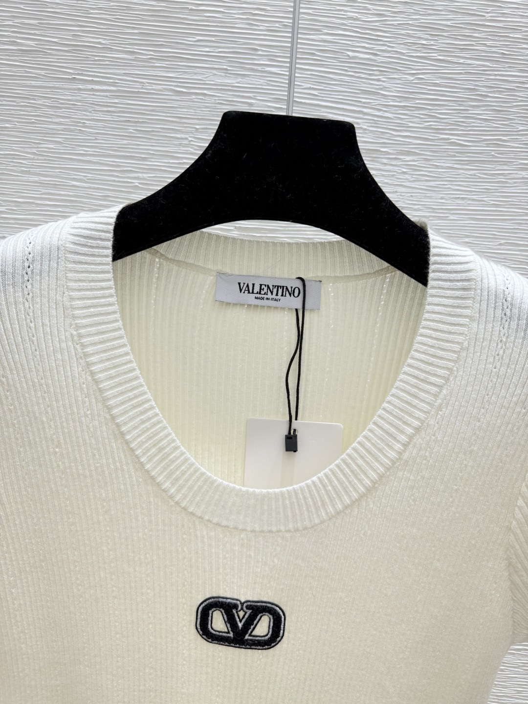 🆕VA家🆕 夏季新款 纯色简约圆领针织连衣裙颜色：白色 黑色尺码：36.38.40