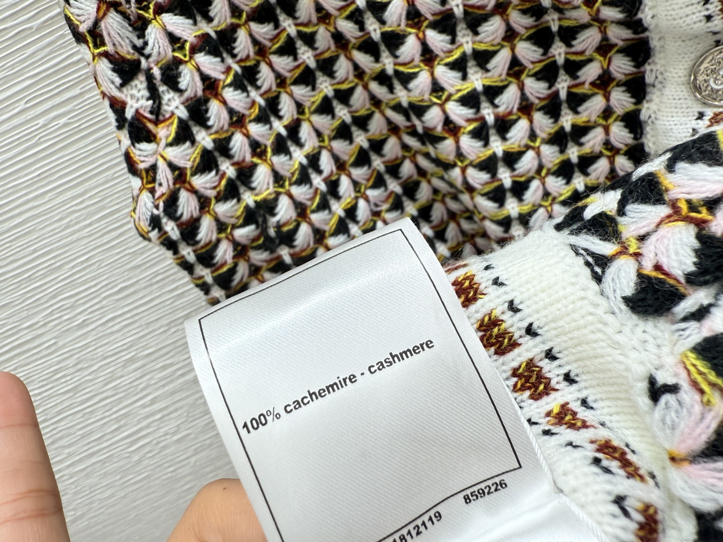 🆕CH家🆕 早秋新款 撞色圆领针织长袖开衫颜色：黑色尺码：36.38.40