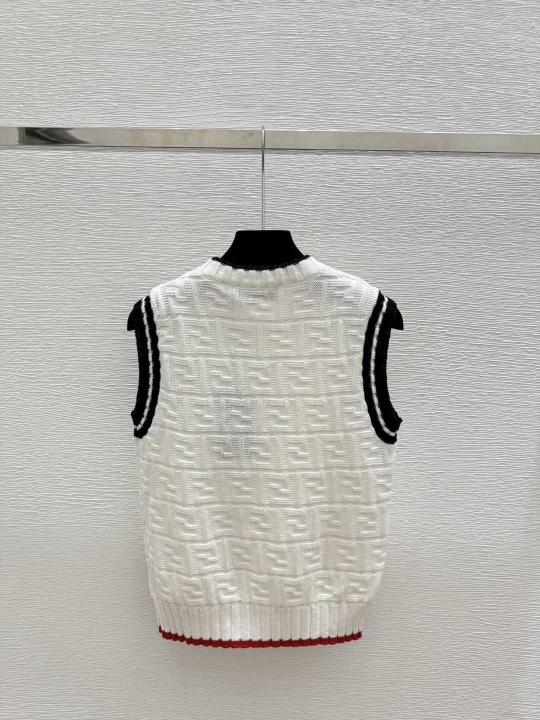 🆕F家🆕 夏季新款 老花字母圆领针织背心颜色：白色 咖啡 黑色尺码：36.38.40