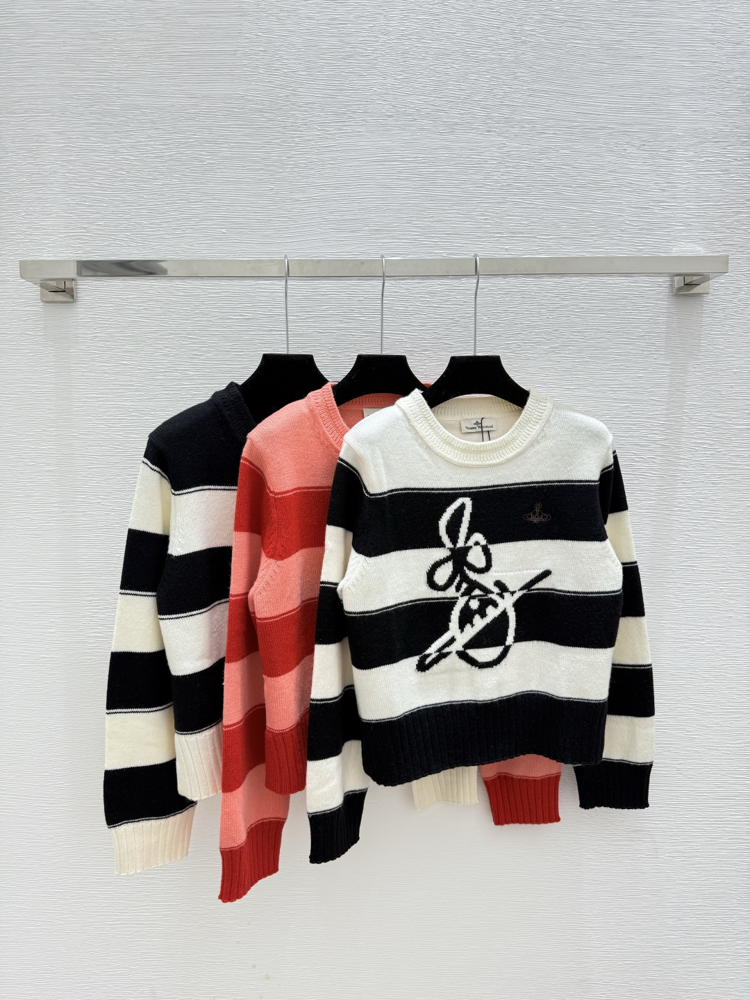 NO:507536,VI Home Early Autumn New Style Contrast Striped Round Neck Knitted Long Sleeve Color White Pink Black Size 36.38.40,,alexander wang19860909VI家 早秋新款 撞色条纹圆领针织长袖 颜色白色 粉色黑色 尺码36.38.40,,alexander wang,Women's clothing
