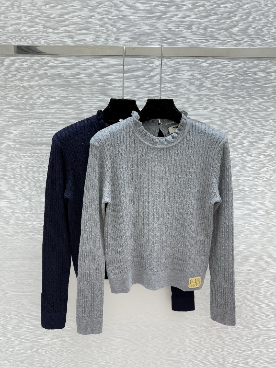NO:534040,M Home Early Autumn New Style Solid Color Ruffled Round Neck Knitted Long Sleeve Color Gray Royal Blue Size 36.38.40, Alexander Wang19860909M家 早秋新款 纯色荷叶边圆领针织长袖 颜色灰色 宝蓝 尺码36.38.40,,alexander wang,Women's clothing