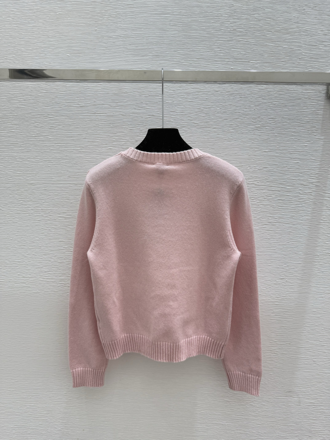 🆕CH家🆕 早秋新款 字母提花圆领针织长袖颜色：白色 粉色尺码：36.38.40