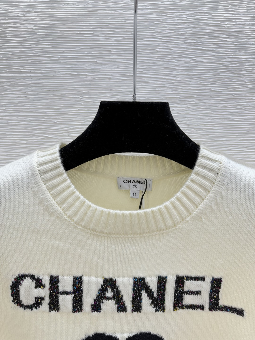 🆕CH家🆕 早秋新款 字母提花圆领针织长袖颜色：白色 粉色尺码：36.38.40