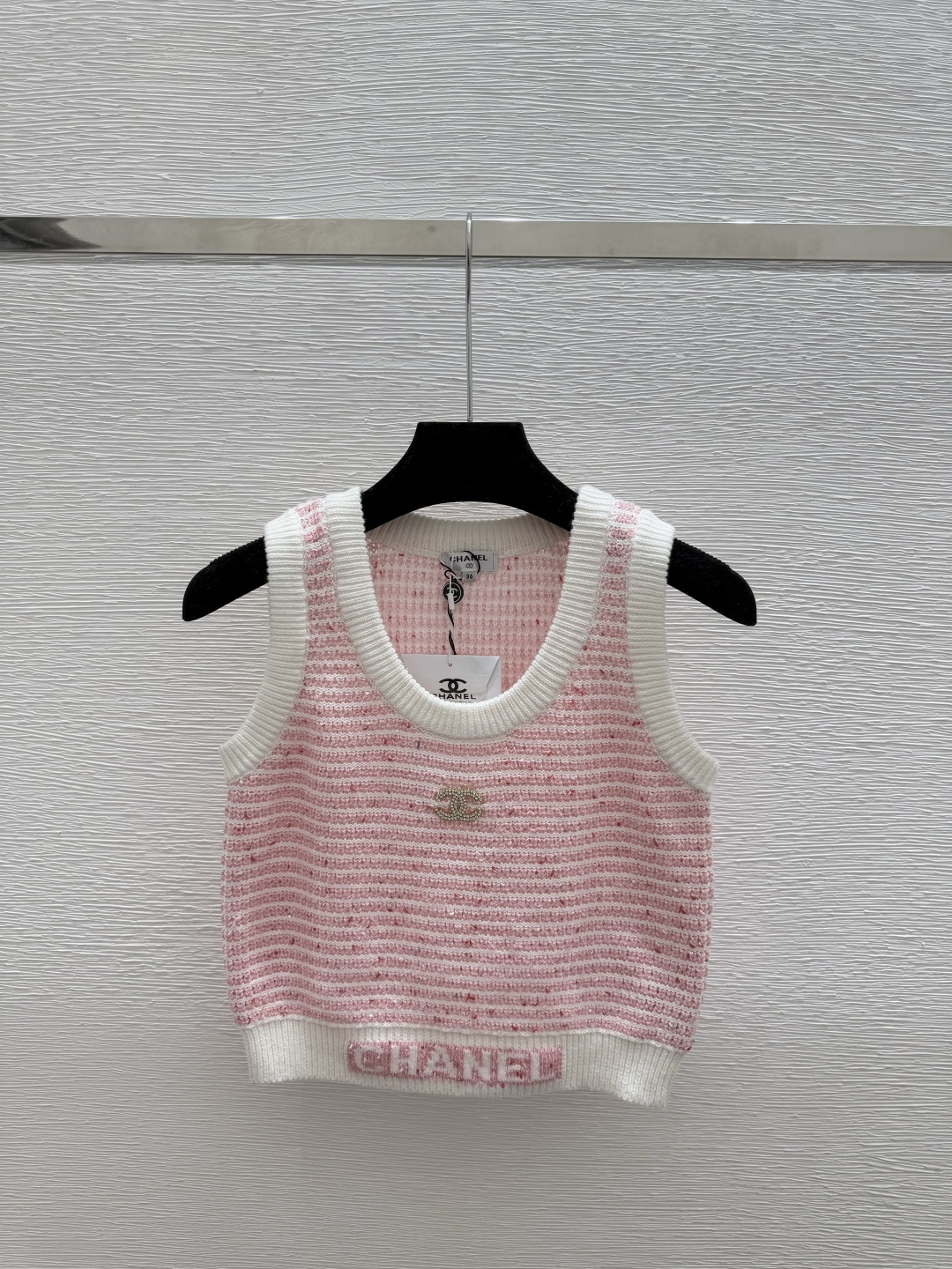 🆕CH家🆕 夏季新款 珠片镂空圆领针织背心颜色：白色 粉色 宝蓝尺码：36.38.40