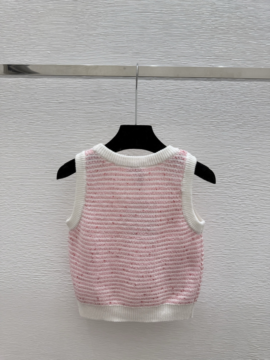 🆕CH家🆕 夏季新款 珠片镂空圆领针织背心颜色：白色 粉色 宝蓝尺码：36.38.40