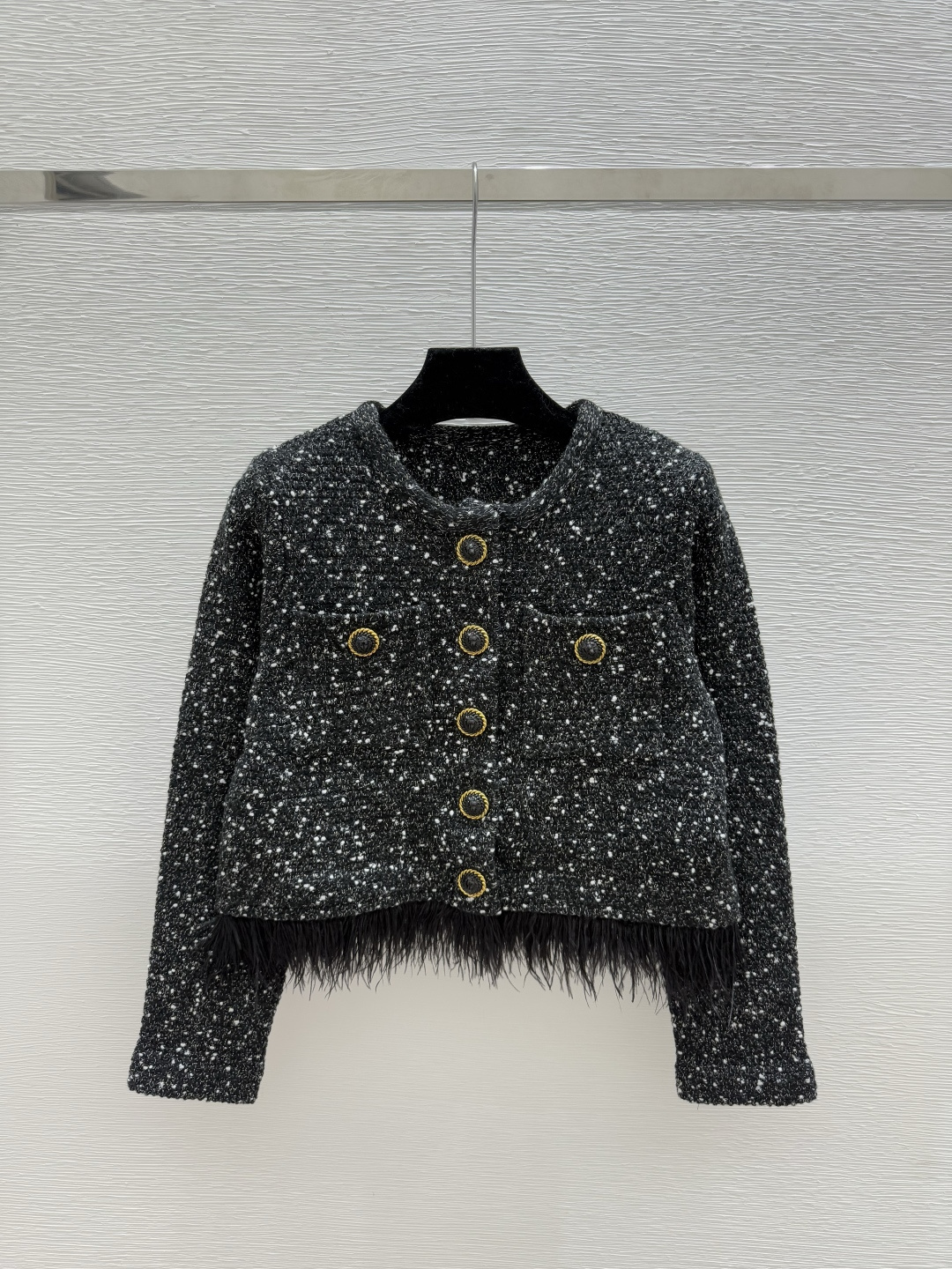 NO:535477,BA Home Early Autumn New Style White Dot Jacquard Feathered Round Neck Knitted Long Sleeve Cardigan Color Black Size 36.38.40, Alexander Wang19860909BA家 早秋新款 白点提花羽饰圆领针织长袖开衫 颜色黑色 尺码36.38.40,,alexander wang,Women's clothing