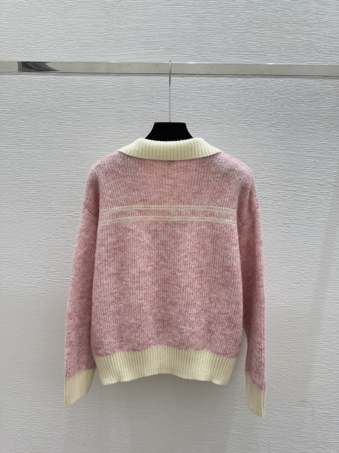 🆕LO家🆕 早秋新款 拼色翻领绑带针织长袖颜色：粉色尺码：36.38.40