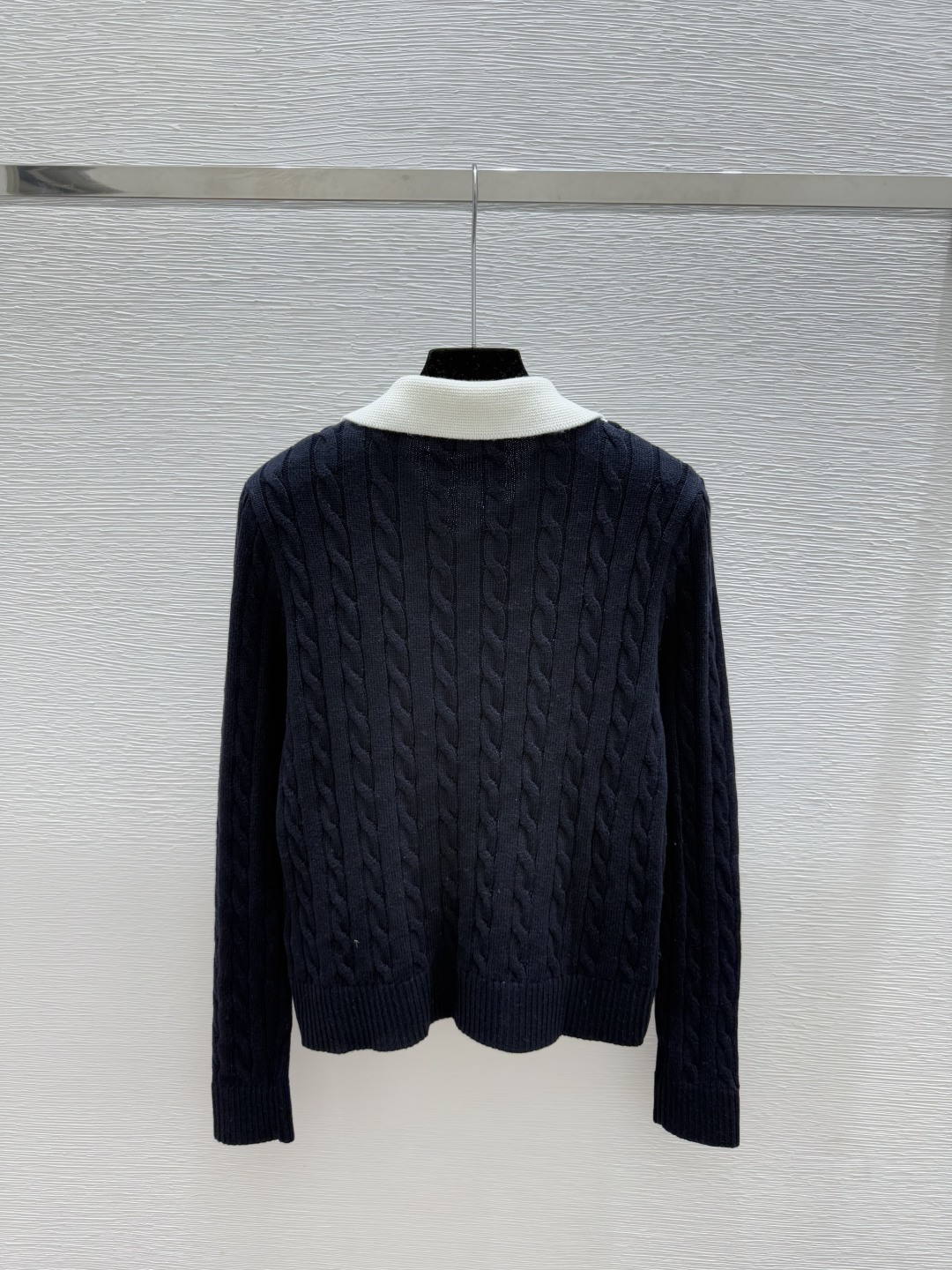 🆕M家🆕 早秋新款 撞色翻领假两件针织长袖颜色：灰色 宝蓝尺码：36.38.40