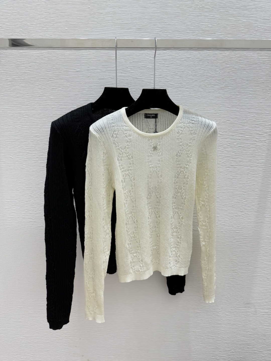 NO:535528,CH Home Early Autumn New Style Solid Color Simple Round Neck Knitted Long Sleeve Color White Black Size 36.38.40, Alexander Wang19860909CH家 早秋新款 纯色简约圆领针织长袖 颜色白色 黑色 尺码36.38.40,,alexander wang,Women's clothing