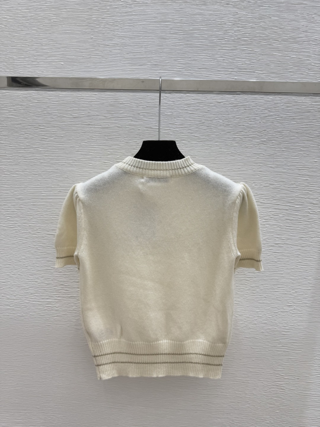 🆕D家🆕 夏季新款 爱心字母提花圆领针织短袖颜色：白色 粉色尺码：36.38.40