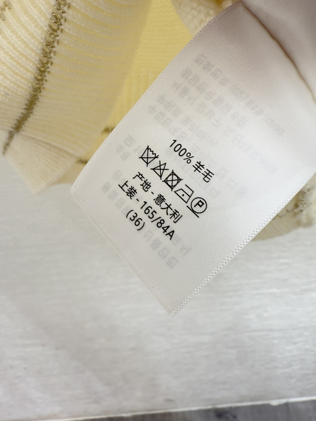 🆕D家🆕 夏季新款 爱心字母提花圆领针织短袖颜色：白色 粉色尺码：36.38.40