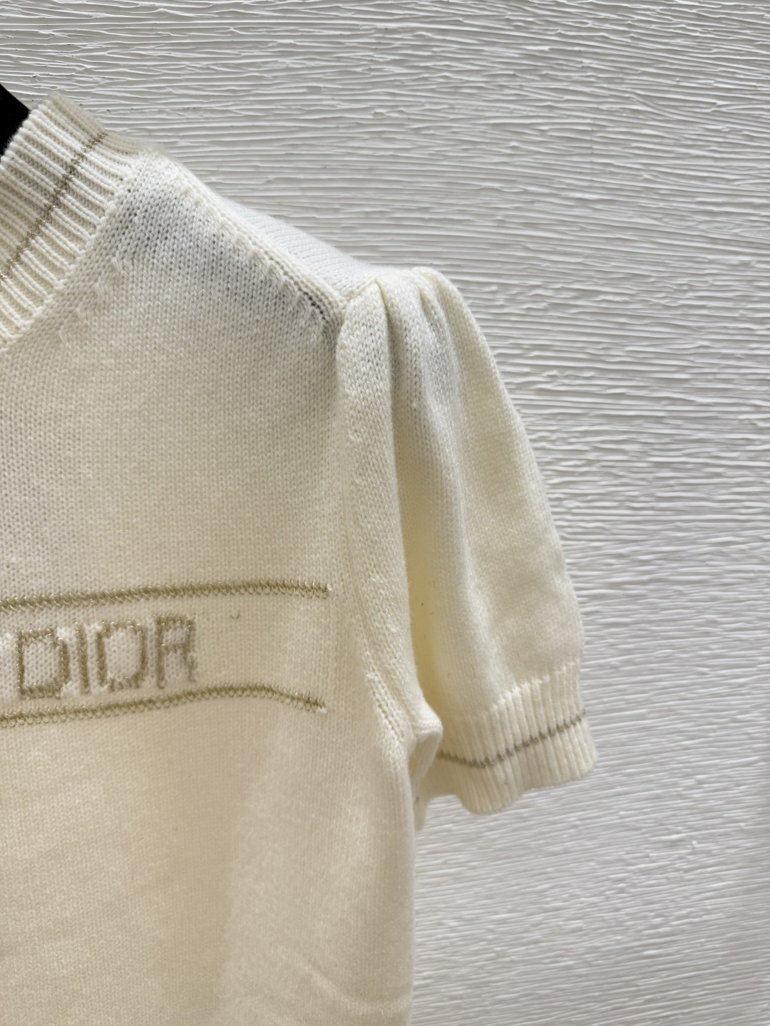 🆕D家🆕 夏季新款 爱心字母提花圆领针织短袖颜色：白色 粉色尺码：36.38.40