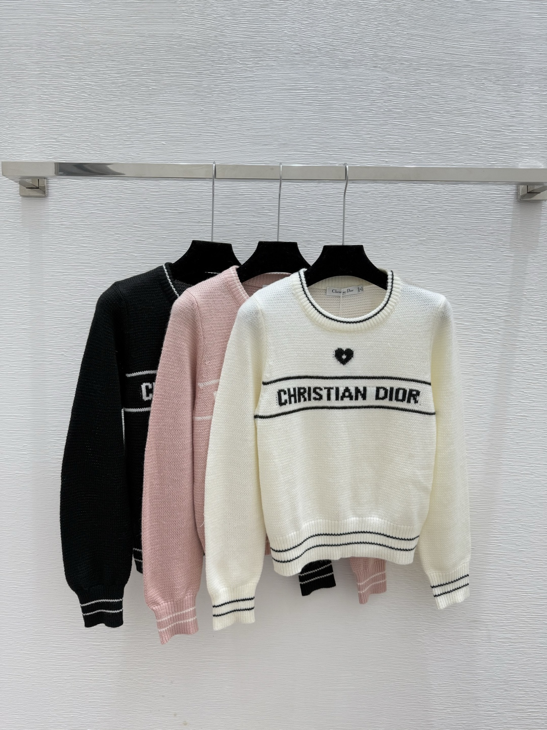 NO:536534,aD Home Early Autumn New Style Love Letter Jacquard Round Neck Knitted Long Sleeve Color White Pink Black Size 36.38.40, Dior, Alexander wang19860909aD家 早秋新款 爱心字母提花圆领针织长袖 颜色白色 粉色 黑色 尺码36.38.40,,dior,alexander wang,Women's clothing