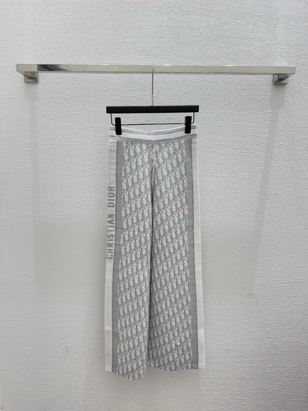 NO:547518,D Home Early Autumn New Style Old Flower Letter Double-sided Knitted Trousers Color White Size 36.38.40, Dior, Alexander wang19860909D家 早秋新款 老花字母双面针织长裤 颜色白色 尺码36.38.40,,dior,alexander wang,Women's clothing