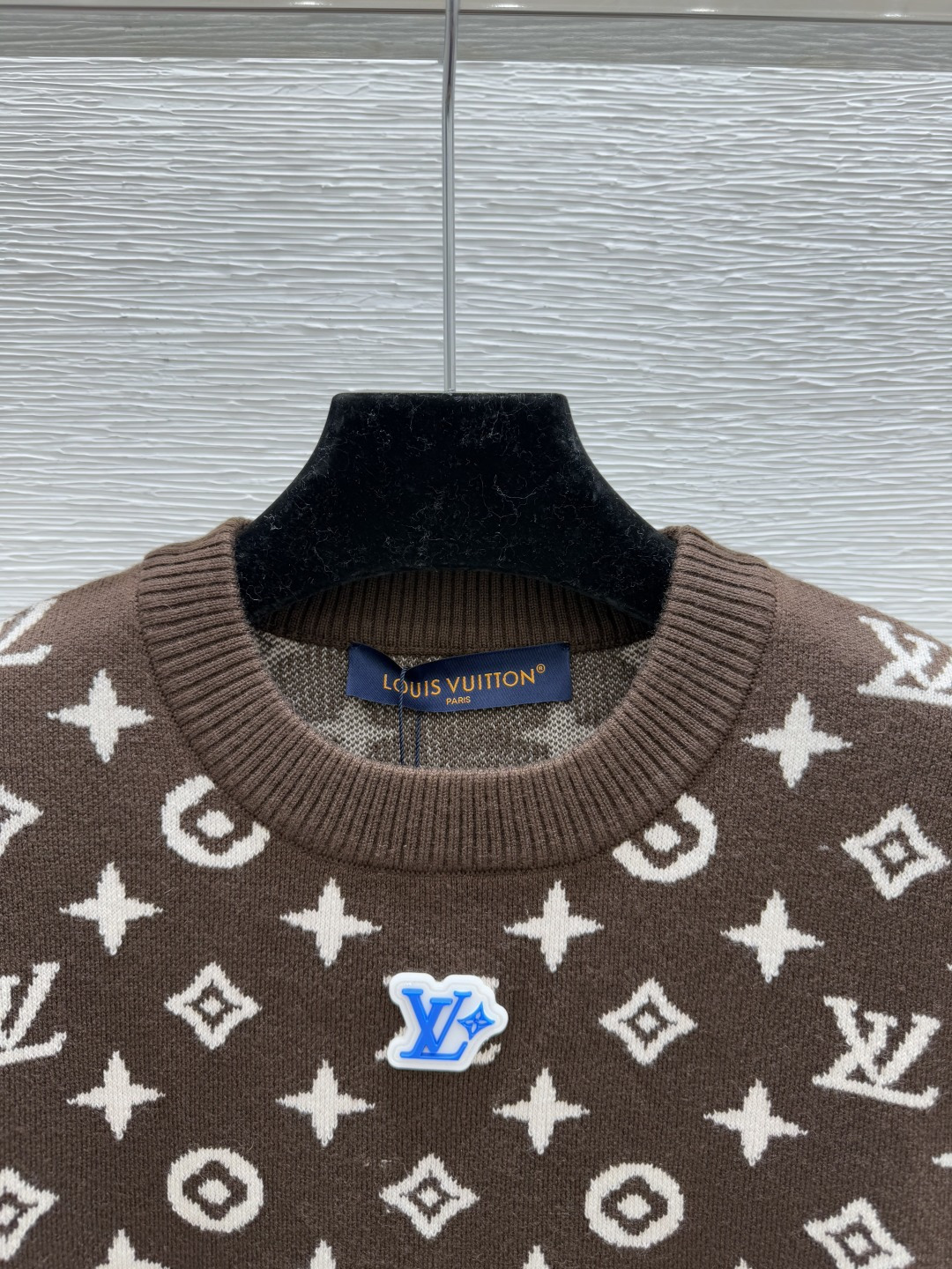 🆕L家🆕 早秋新款 老花字母圆领针织长袖颜色：咖啡 宝蓝尺码：36.38.40