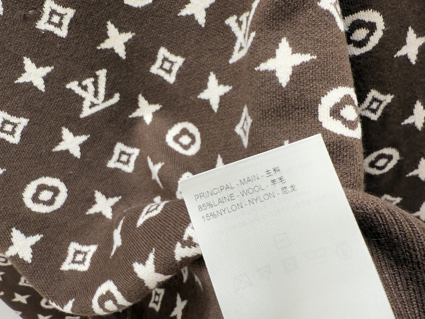 🆕L家🆕 早秋新款 老花字母圆领针织长袖颜色：咖啡 宝蓝尺码：36.38.40