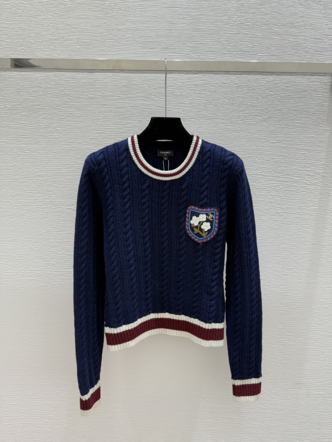 NO:547439,CH Home Early Autumn New Style Contrast Color Striped Round Neck Knitted Long Sleeve Color Royal Blue Size 36.38.40,,alexander wang19860909CH家 早秋新款 撞色条纹圆领针织长袖 颜色宝蓝 尺码36.38.40,,alexander wang,Women's clothing