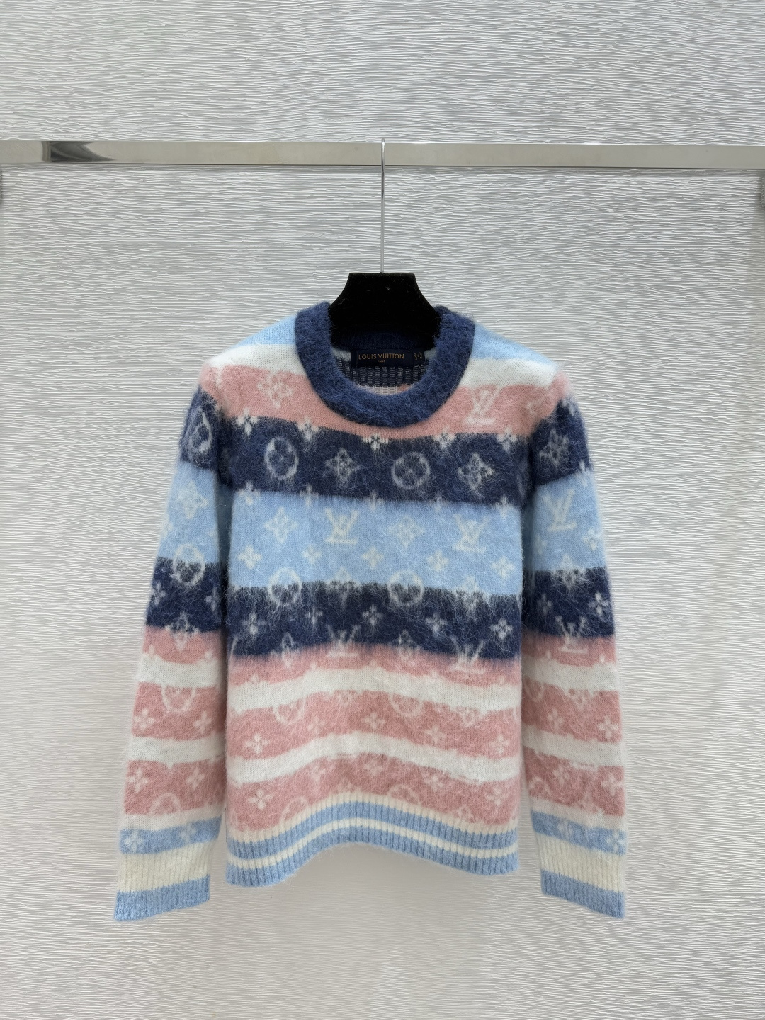 NO:560819,L family ~ real photos of large products, louis vuitton, alexander wang19860909L家～大货实拍图,,louis vuitton,alexander wang,Women's clothing