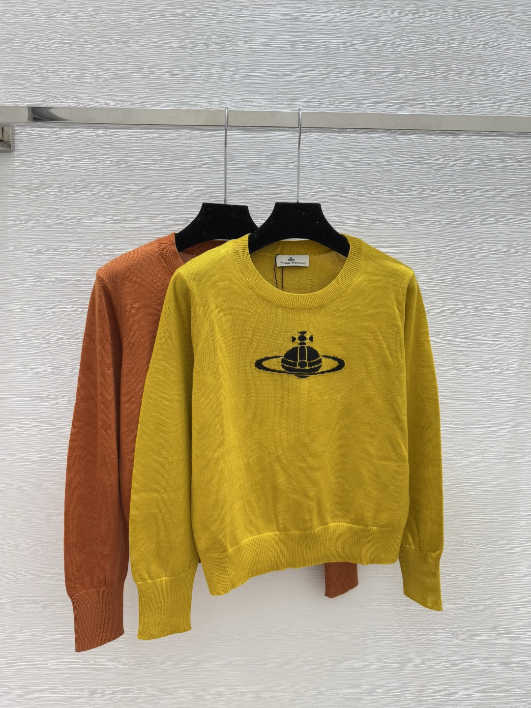 NO:560790,VI Home Early Autumn New Style Solid Color Simple Round Neck Knitted Long Sleeves Color Yellow Orange Size 36.38.40,,alexander wang19860909VI家 早秋新款 纯色简约圆领针织长袖 颜色黄色 橙色 尺码36.38.40,,alexander wang,Women's clothing