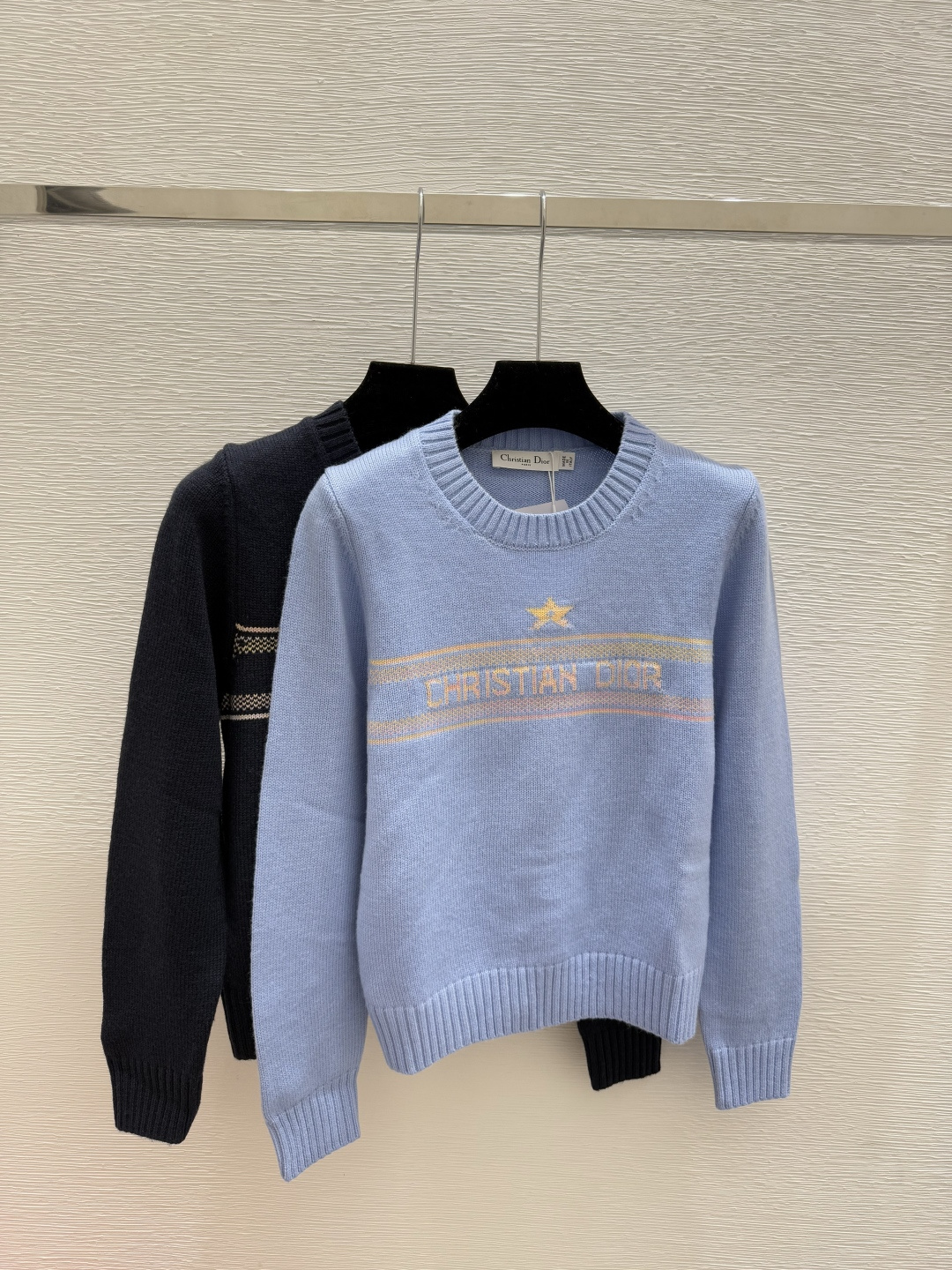 NO:562413,D family early autumn new style five-pointed star letter jacquard round neck knitted long sleeve color blue royal blue size 36.38.40, dior, alexander wang19860909D家 早秋新款 五角星字母提花圆领针织长袖 颜色蓝色 宝蓝 尺码36.38.40,,dior,alexander wang,Women's clothing