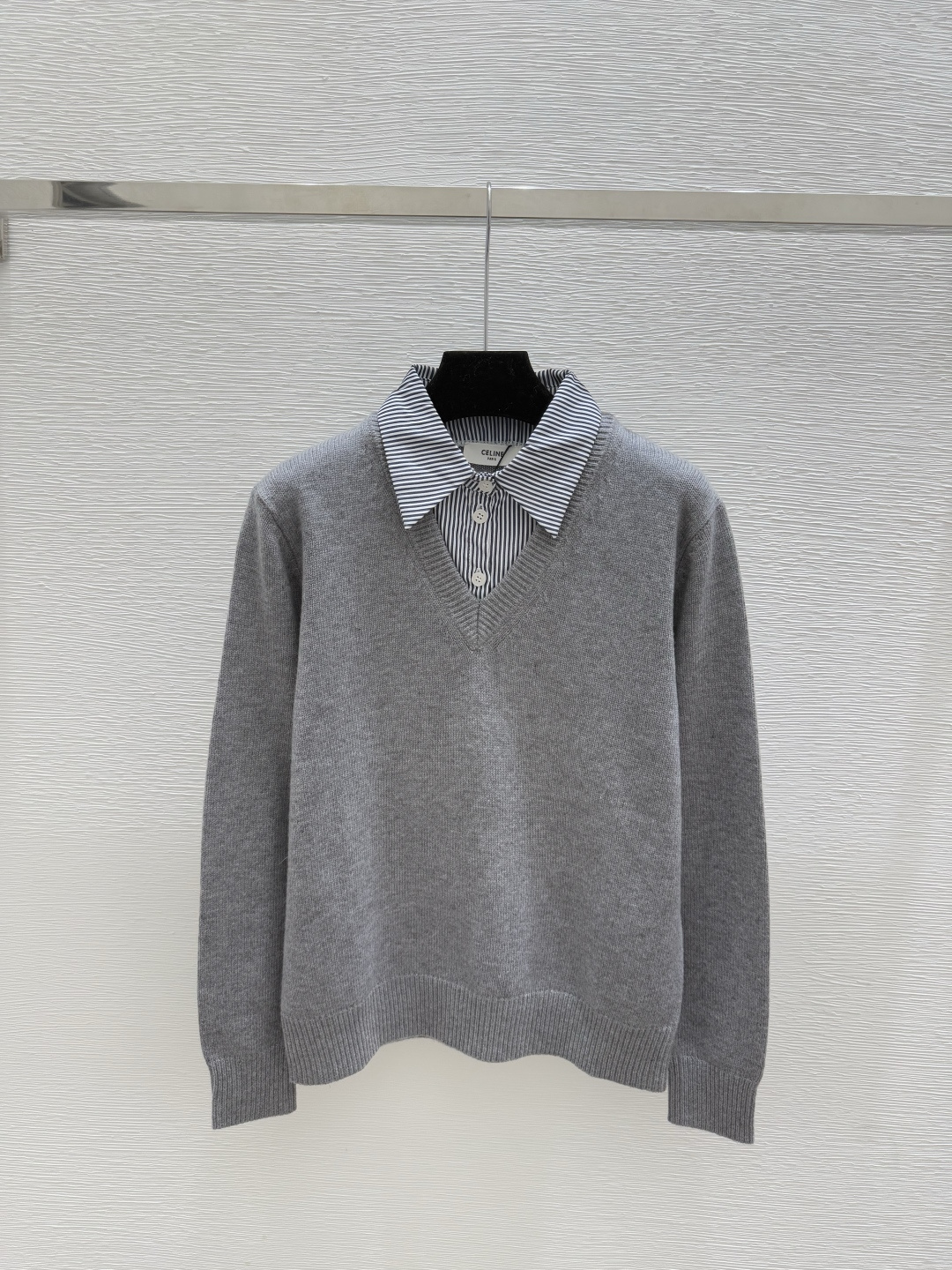 NO:562387,CE Home Early Autumn New Style Striped Lapel Spliced ​​Knitted Long Sleeves Color Gray Size 36.38.40,,alexander wang19860909CE家 早秋新款 条纹翻领拼接针织长袖 颜色灰色 尺码36.38.40,,alexander wang,Women's clothing