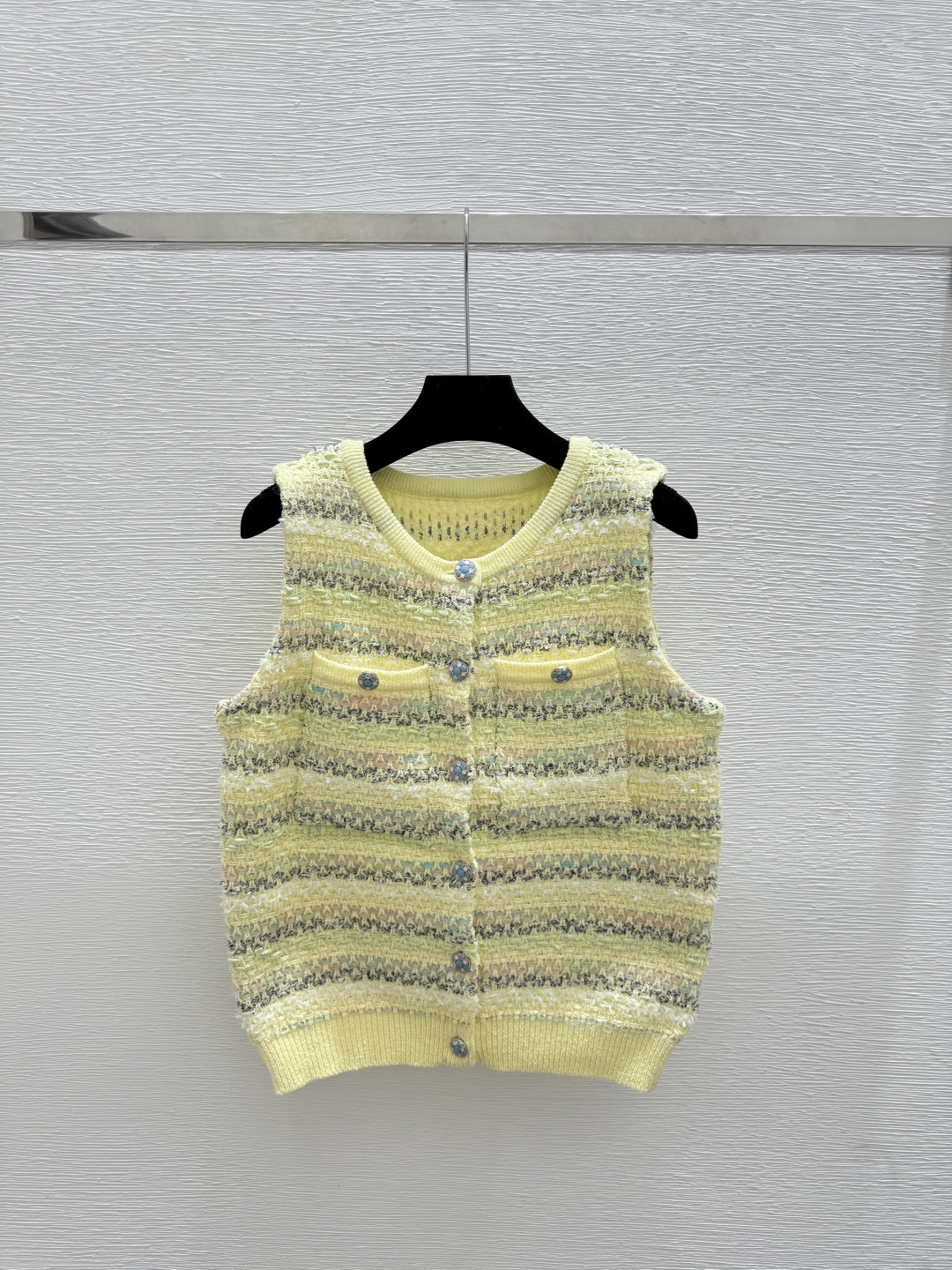 NO:563312,CH Home Summer New Style Contrast Jacquard Round Neck Knitted Vest Cardigan Color Yellow Size 36.38.40,,alexander wang19860909CH家 夏季新款 撞色提花圆领针织背心开衫 颜色黄色 尺码36.38.40,,alexander wang,Women's clothing