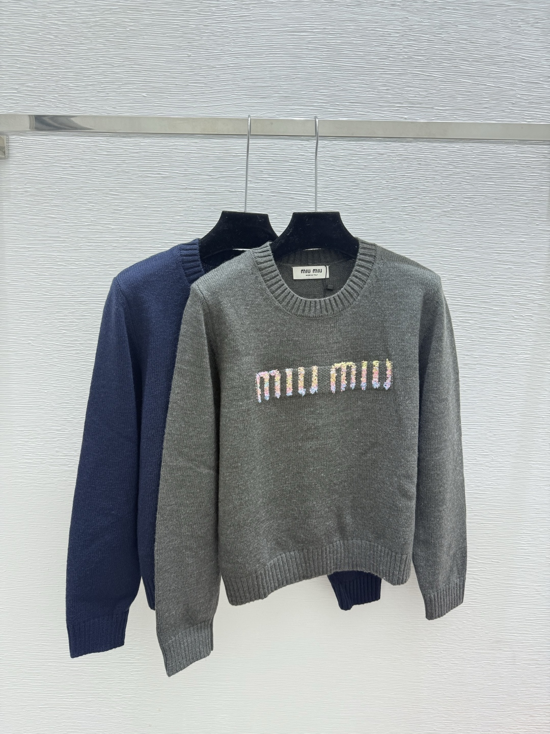 NO:564689,M family early autumn new color letter jacquard round neck knitted long sleeve color green royal blue size 36.38.40,,alexander wang19860909M家 早秋新款彩色字母提花圆领针织长袖 颜色绿色 宝蓝 尺码36.38.40,,alexander wang,Women's clothing