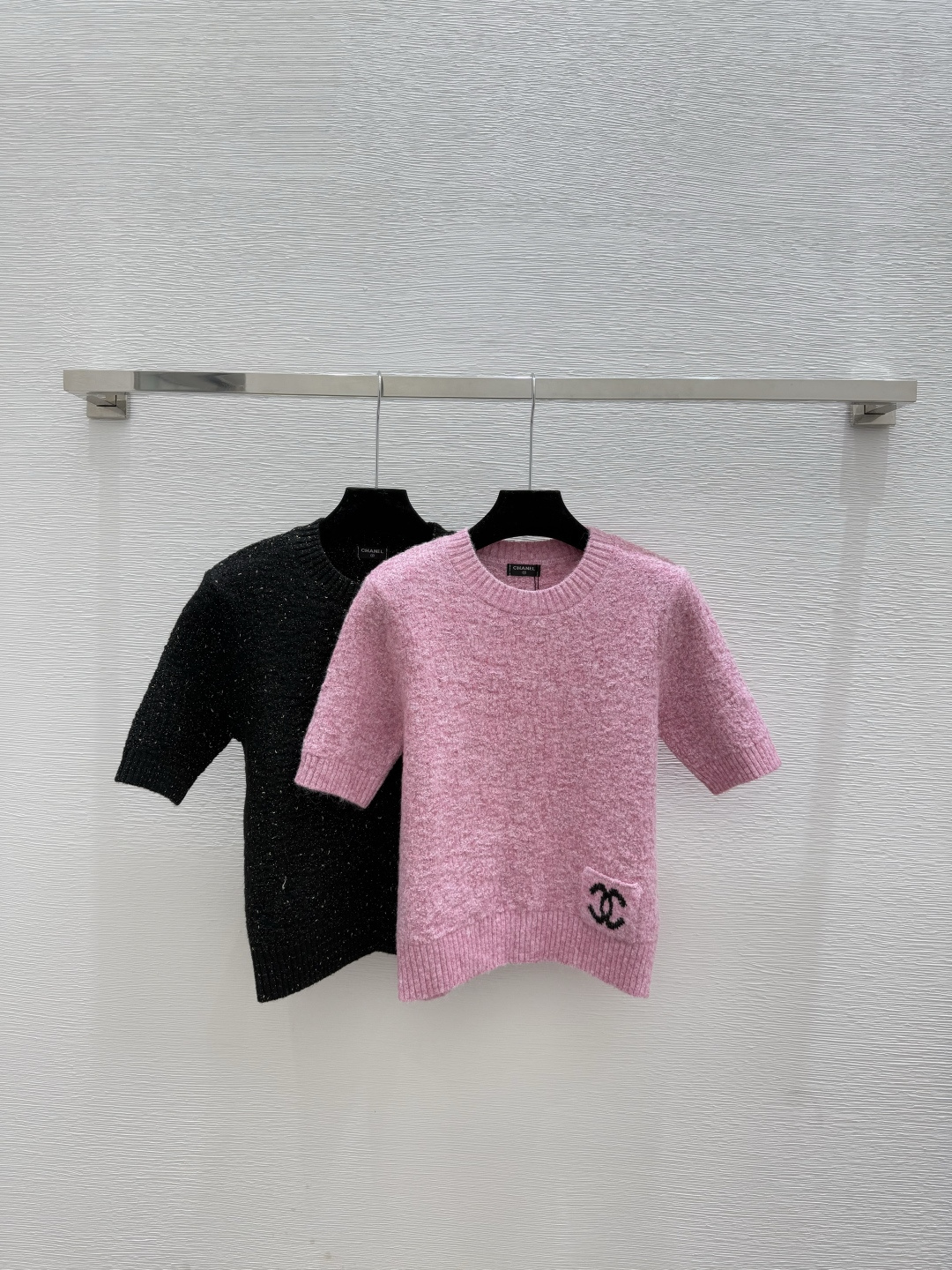 NO:566536,CH Home Summer New Style Solid Color Simple Gold and Silver Thread Round Neck Knitted Short Sleeves Color Pink Black Size 36.38.40, T-shirt, alexander wang19860909CH家 夏季新款 纯色简约金银线圆领针织短袖 颜色粉色 黑色 尺码36.38.40,,T-shirt,alexander wang,Women's clothing